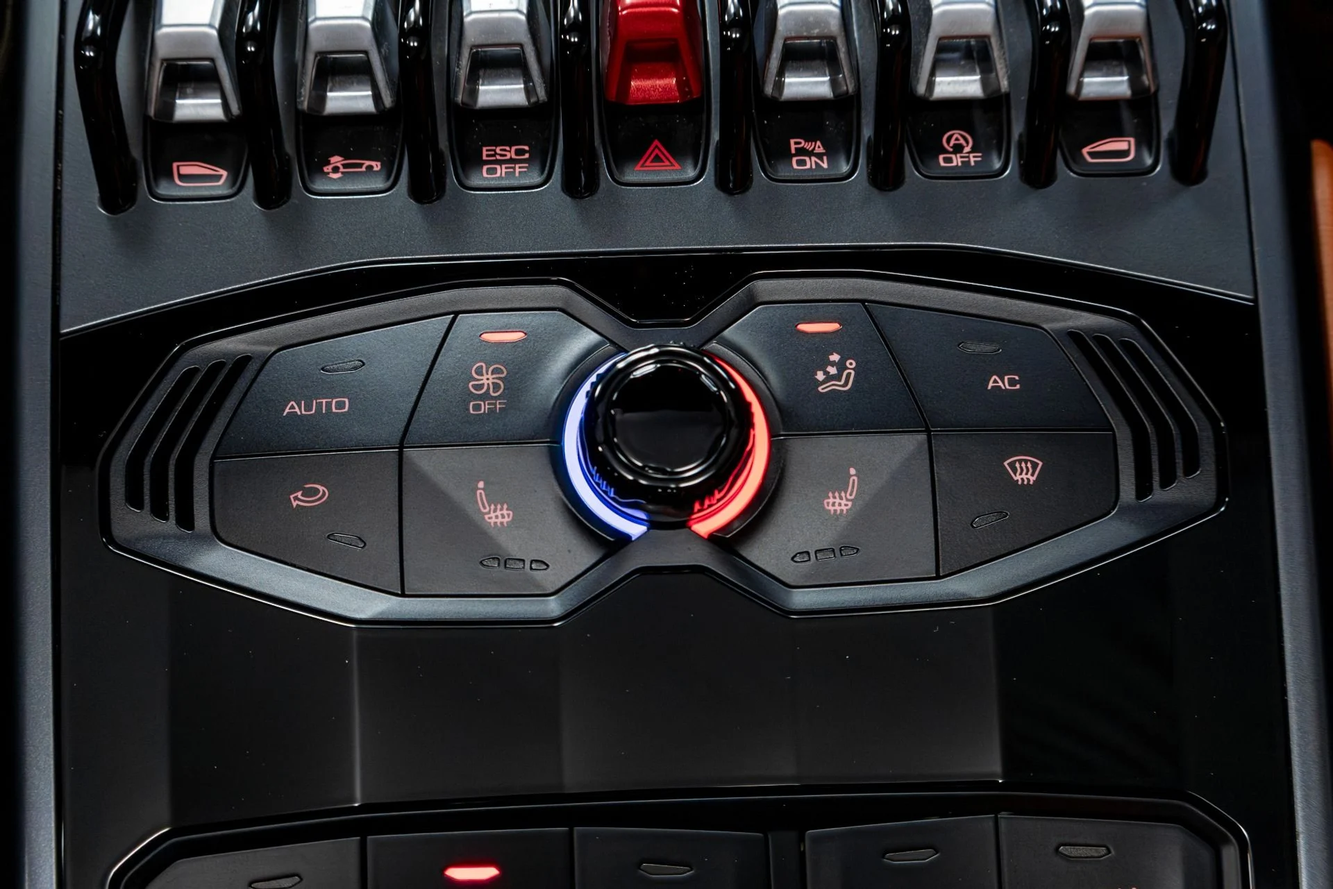 mph065_3254271170_Used_2019_Lamborghini_Huracan_LP_580_2_S_1770412340_dd29fa89d6