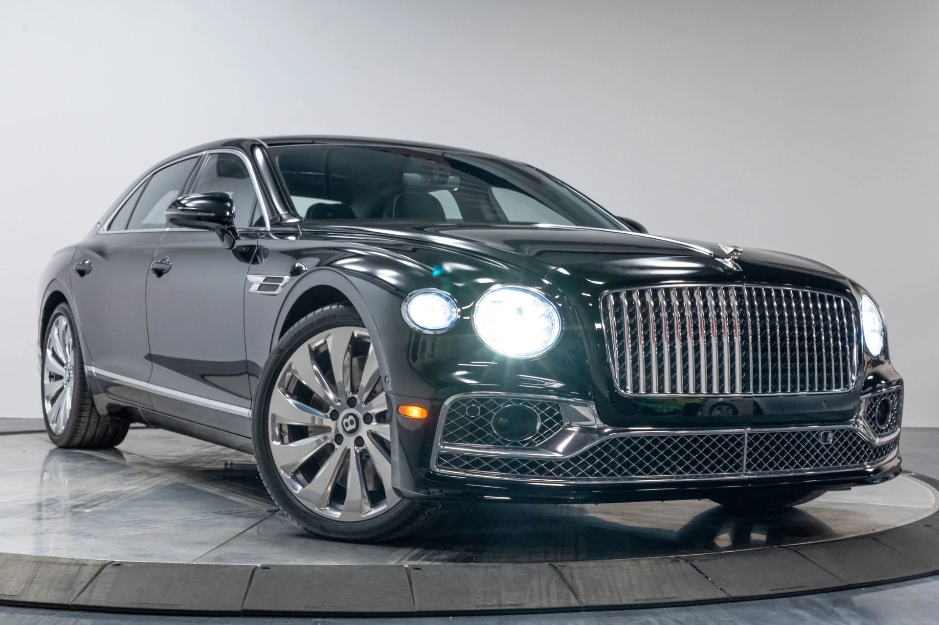 mph065_3257397909_Used_2020_Bentley_Flying_Spur_W12_1785337642_3463c34a88
