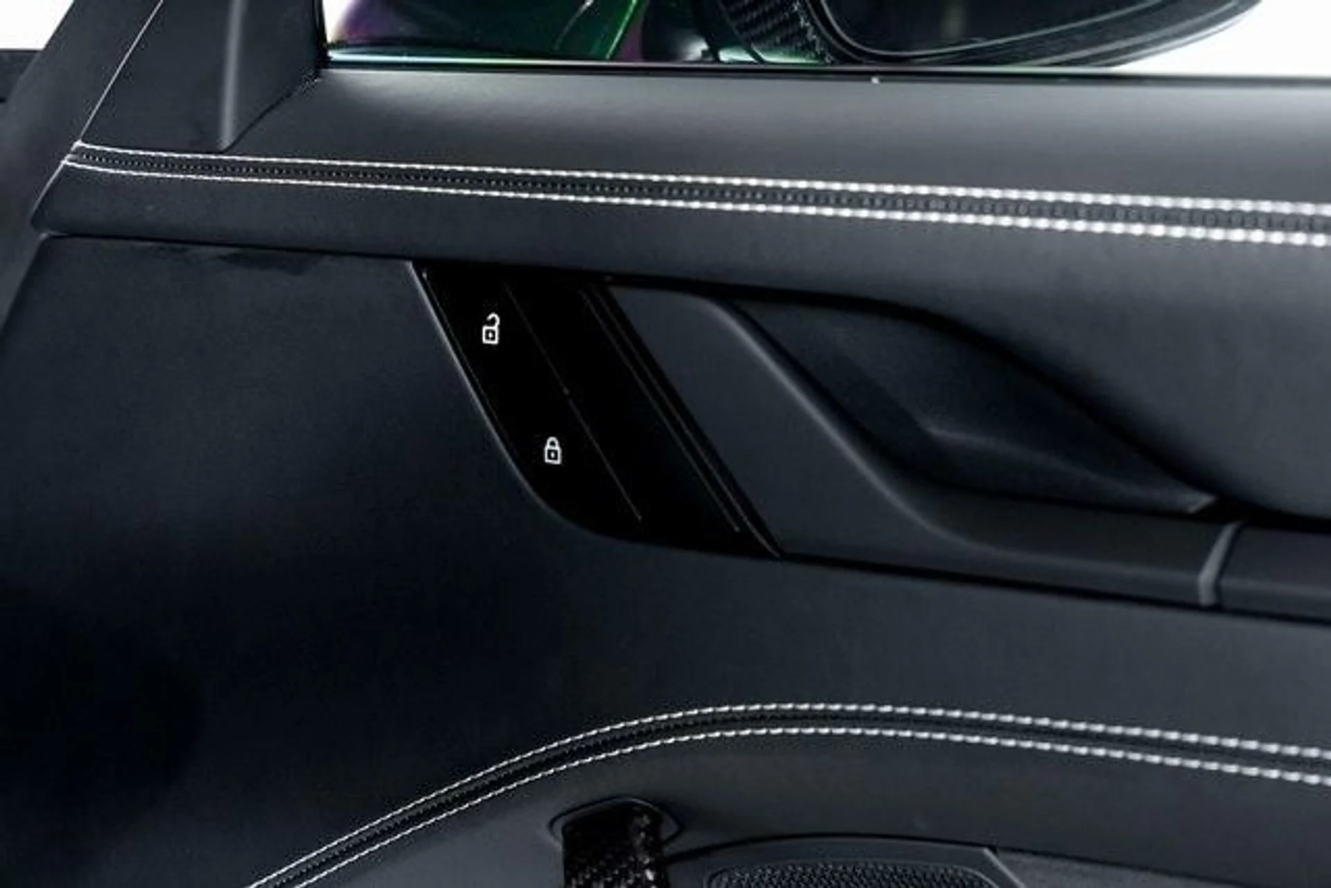 mph065_3278729703_d3f164cbb61d084835249ba10e86ca72x_965db597fa