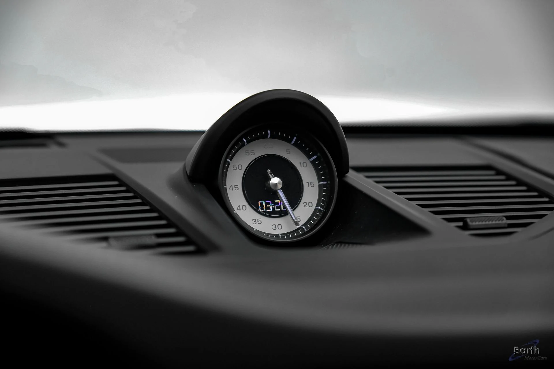 mph065_329803792_a2f00d93754bc793d9019384d25ee7d8x_d224666c65