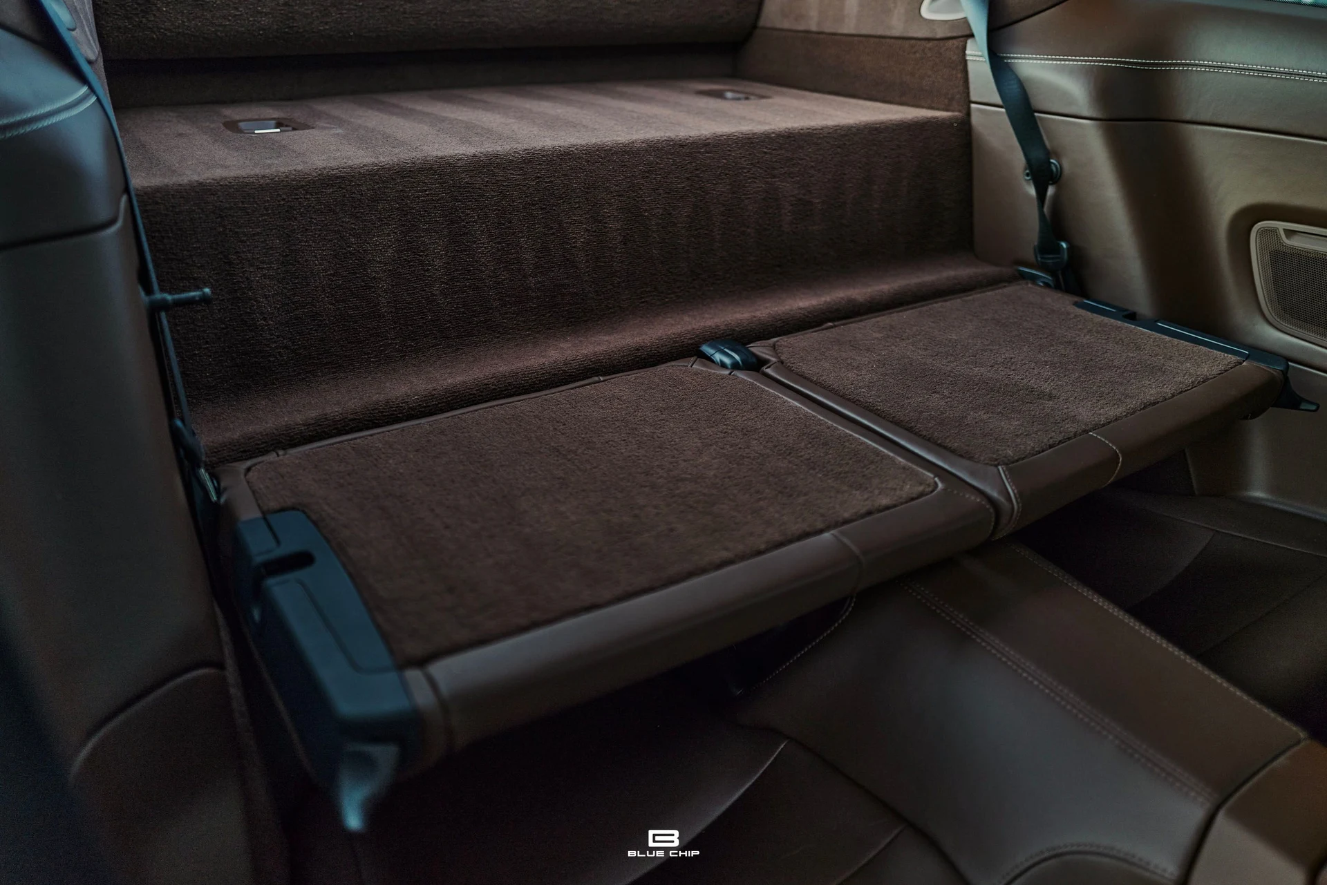 mph065_3393813823_69b06dba57d729f2ac2be863_L1190129_b4e6630a14