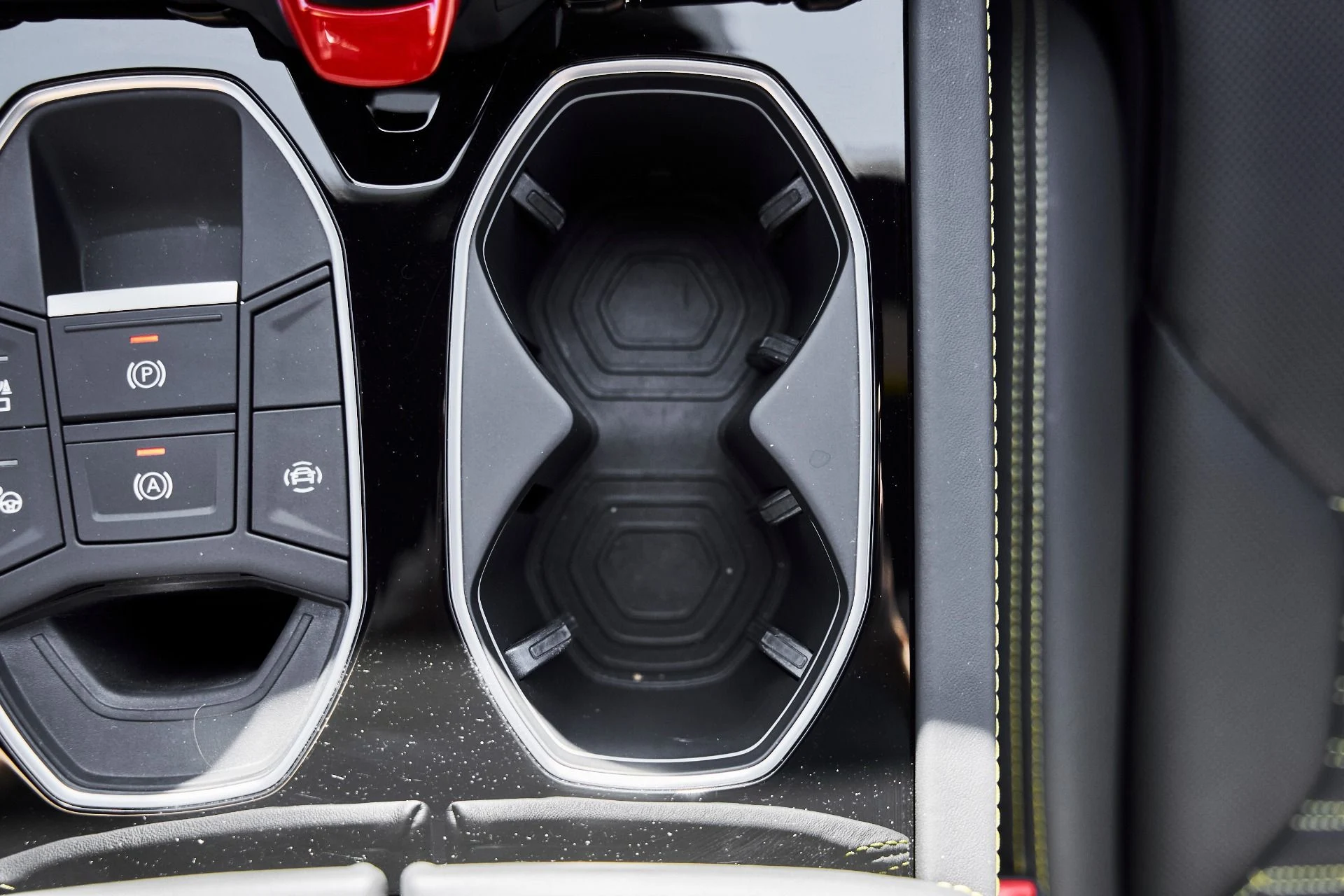 mph065_3451780985_Used_2024_Lamborghini_Urus_S_1780082940_53a98c3778