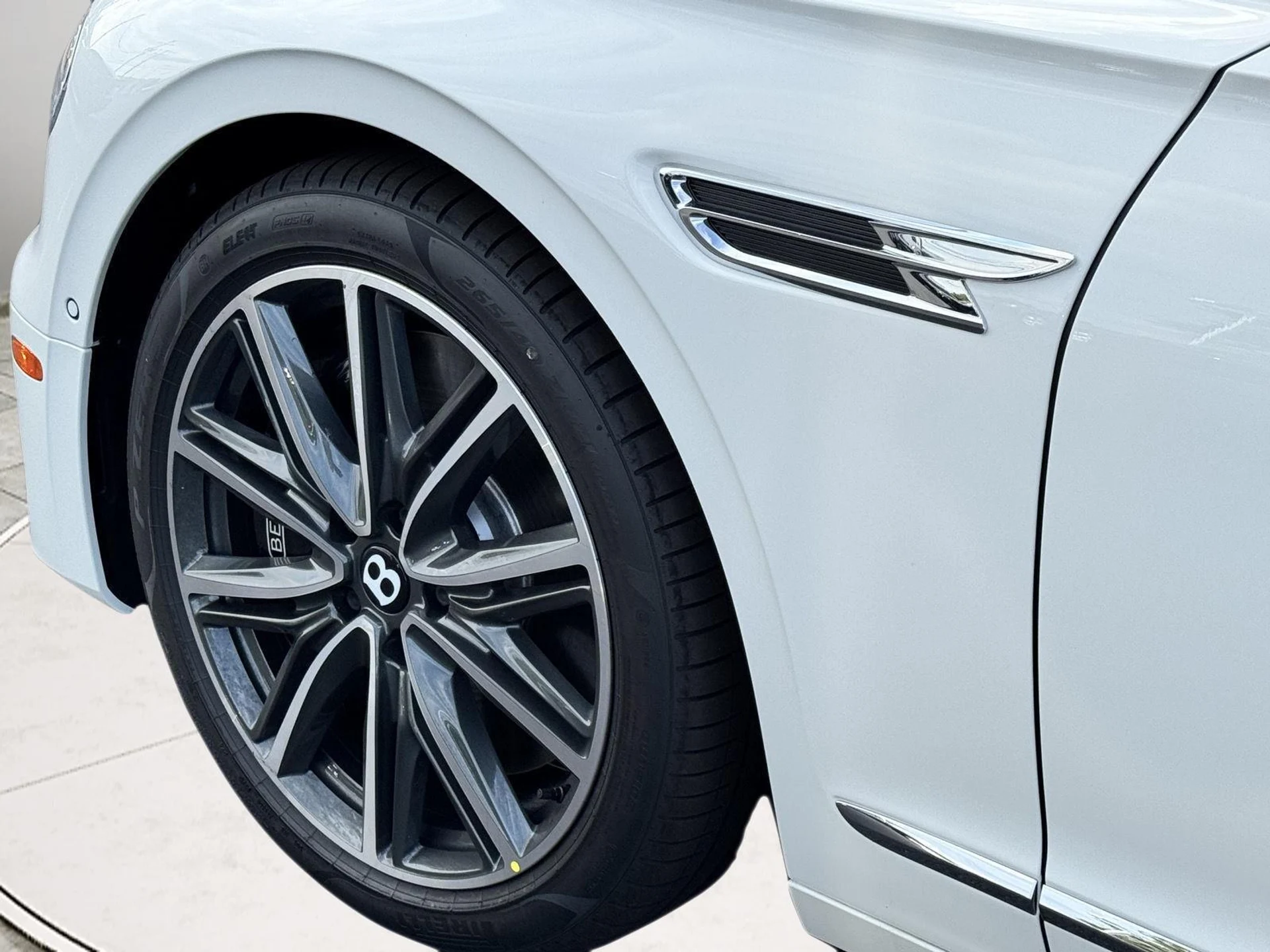 mph065_3486854135_485765c6b07f02699c9b5ab1184e6f6a_379e343548