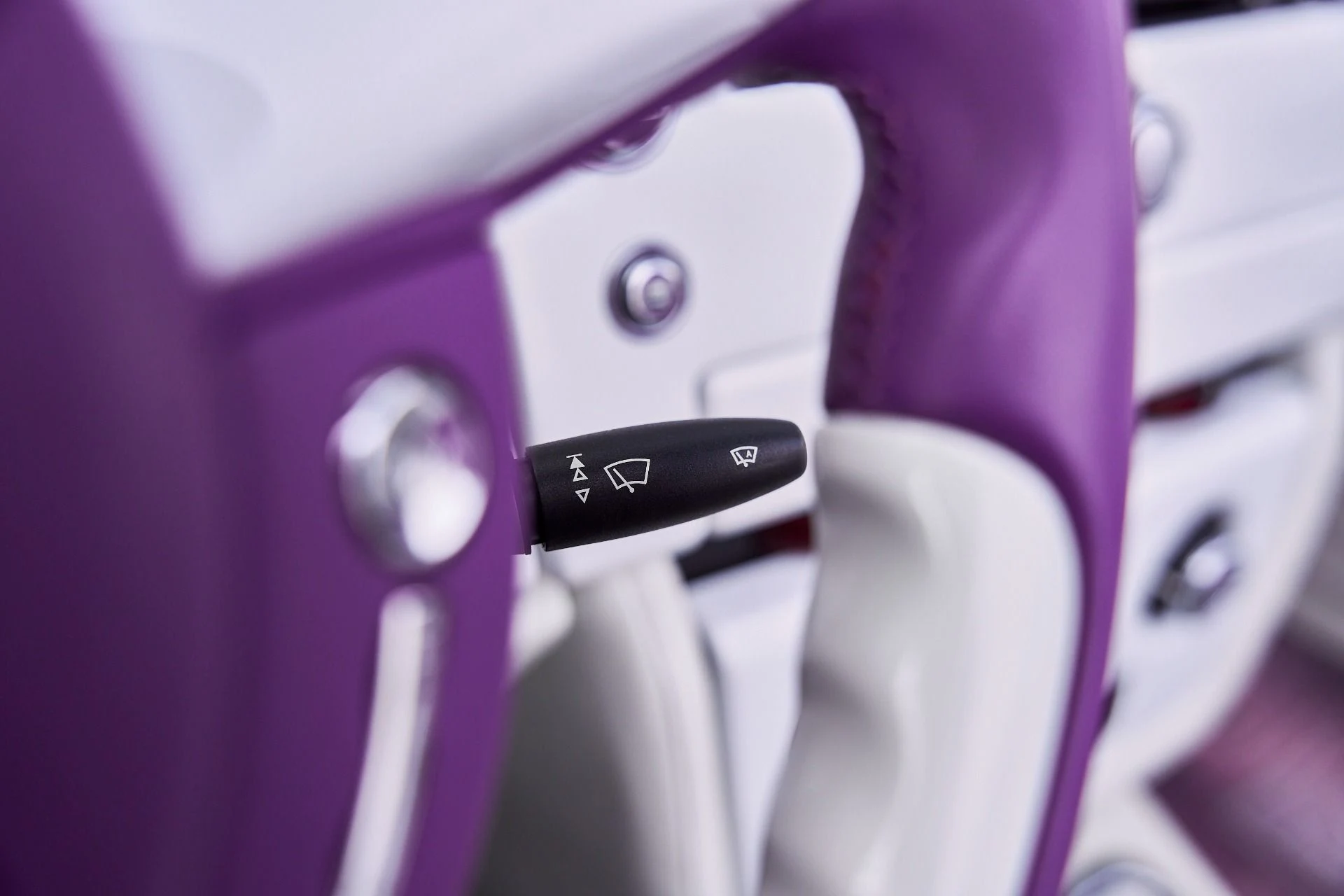 mph065_3490391312_Used_2008_Rolls_Royce_Phantom_Drophead_Coupe_Base_1769136093_fff69d3db9