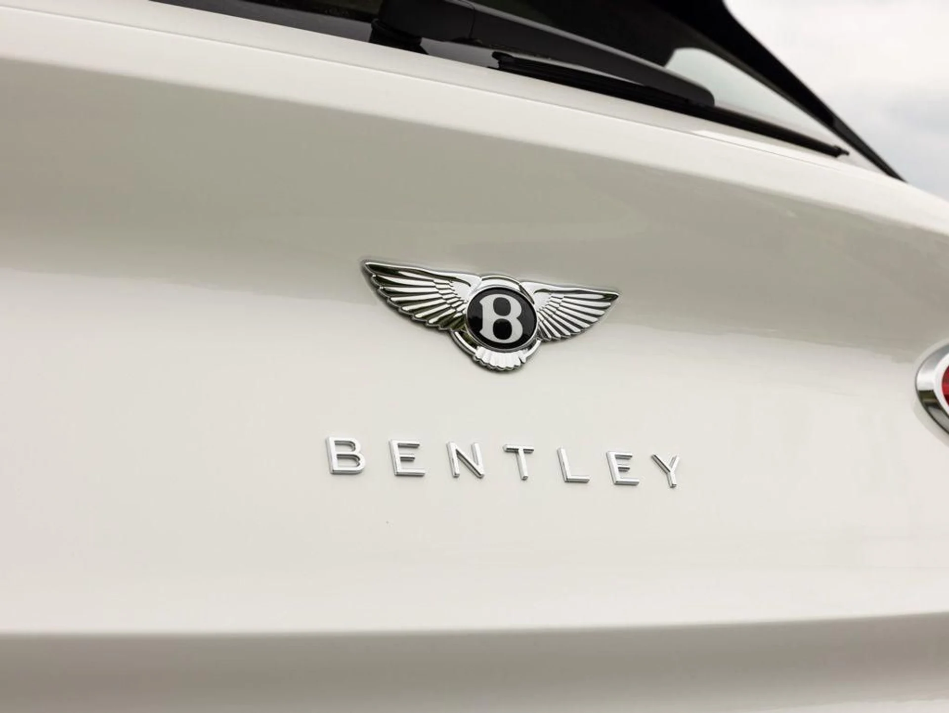 mph065_3496645835_514426018_69ef6f43b42b849f5deca226_6f1c0c55ef