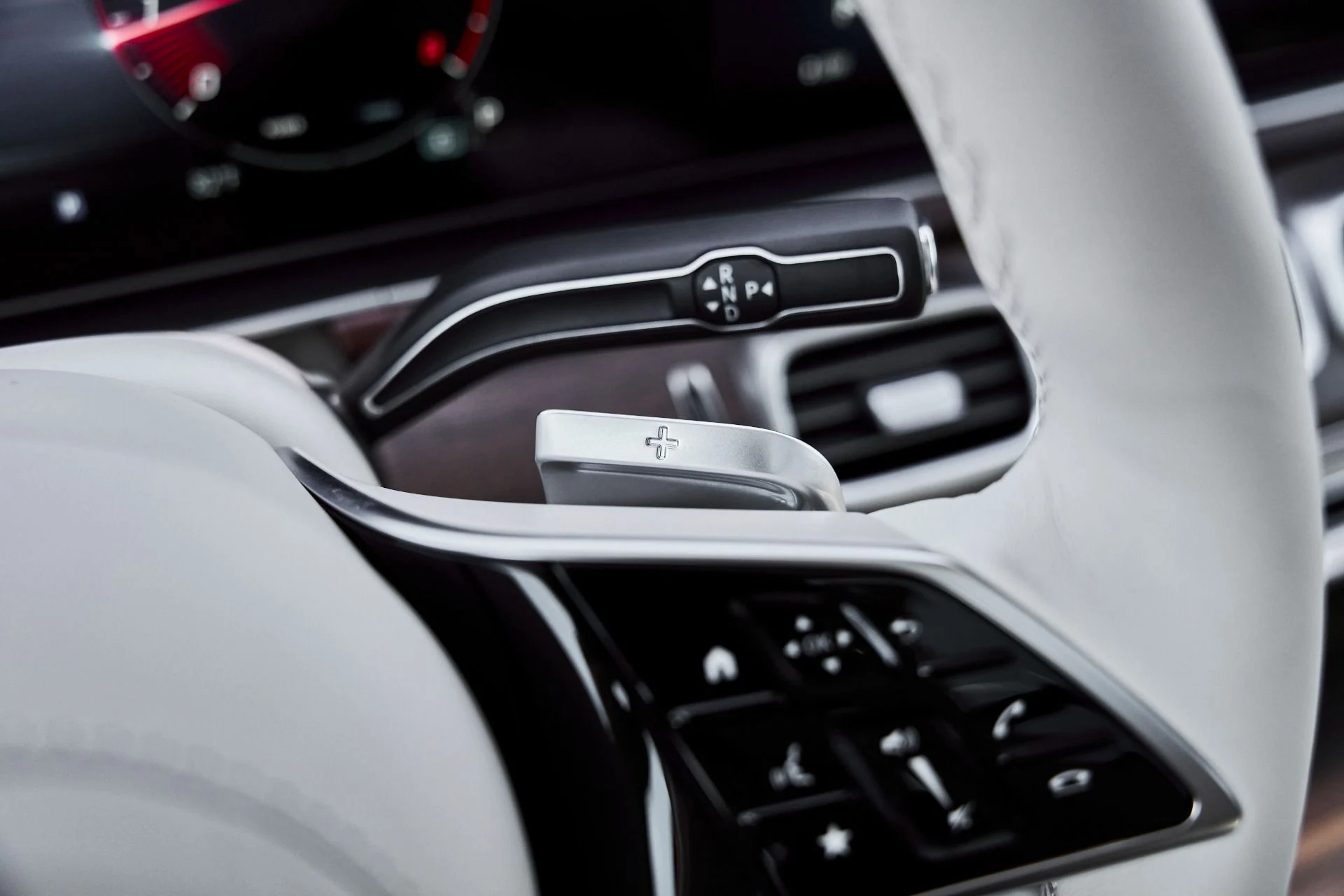 mph065_3533558512_Used_2026_Mercedes_Benz_GLS_Maybach_GLS_600_1776732882_e2b34fec46