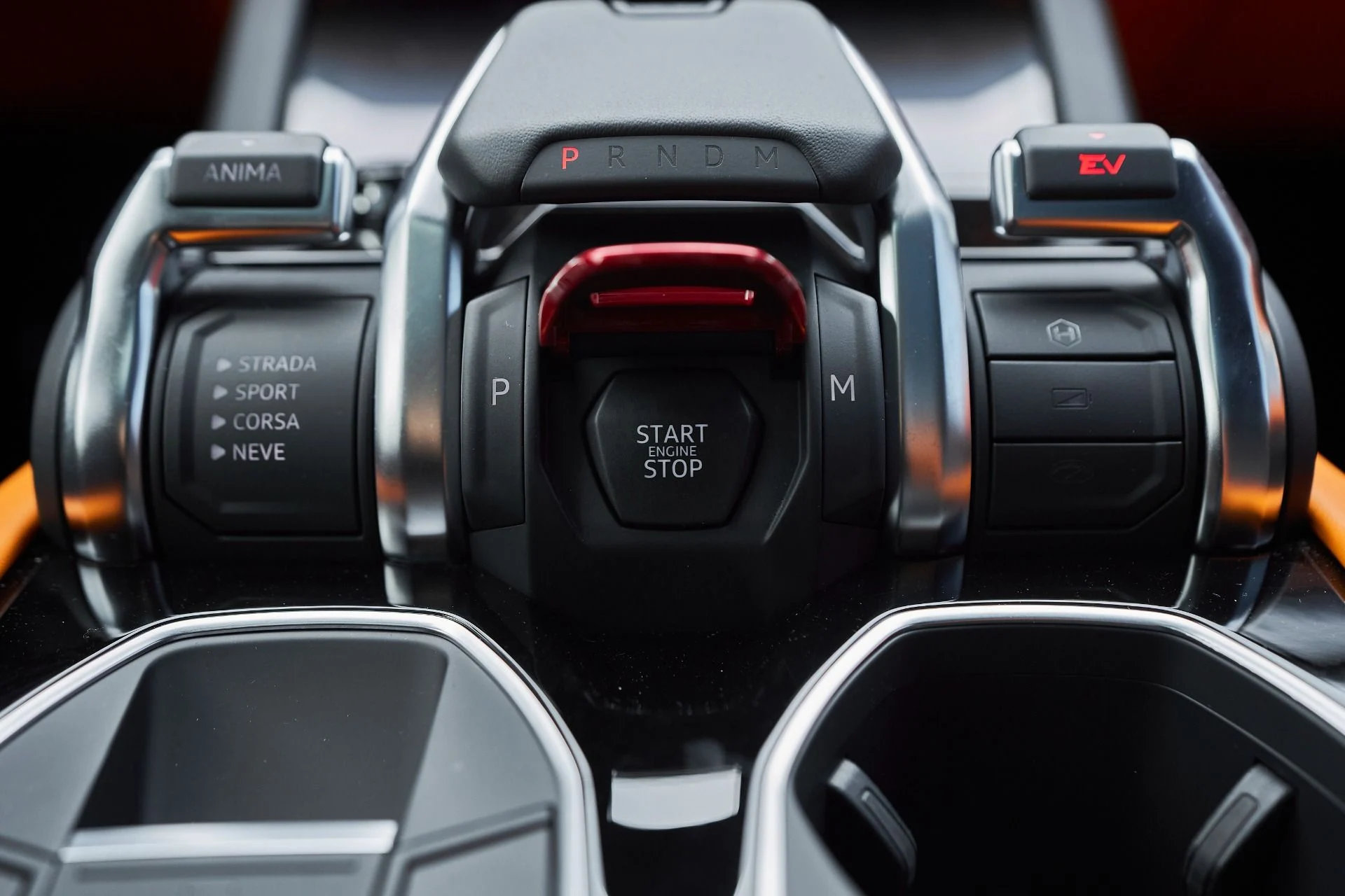 mph065_3550020018_Used_2025_Lamborghini_Urus_SE_1763677091_78fa1406ce