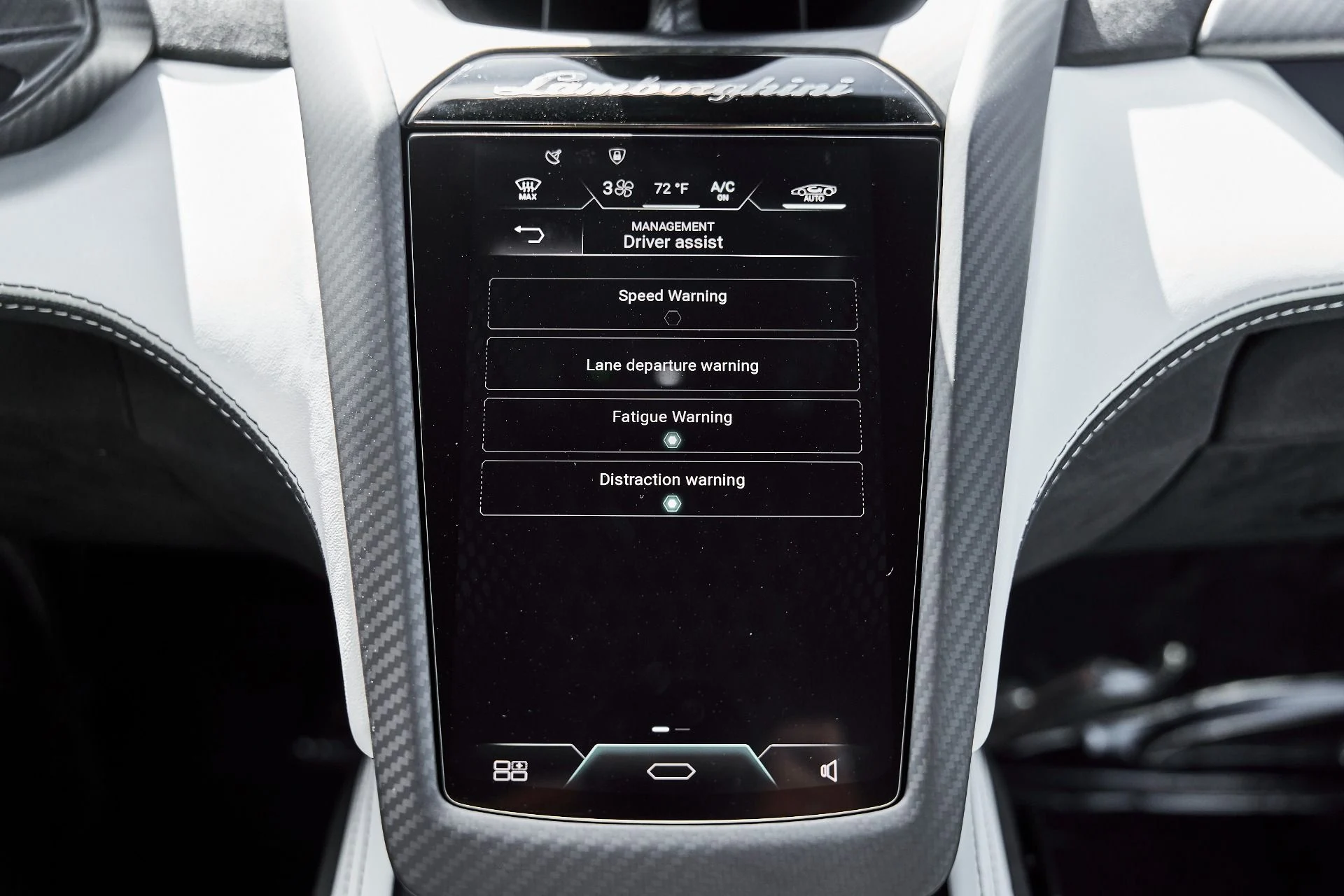 mph065_3574802370_Used_2026_Lamborghini_Revuelto_Base_1777078457_7082609f1c