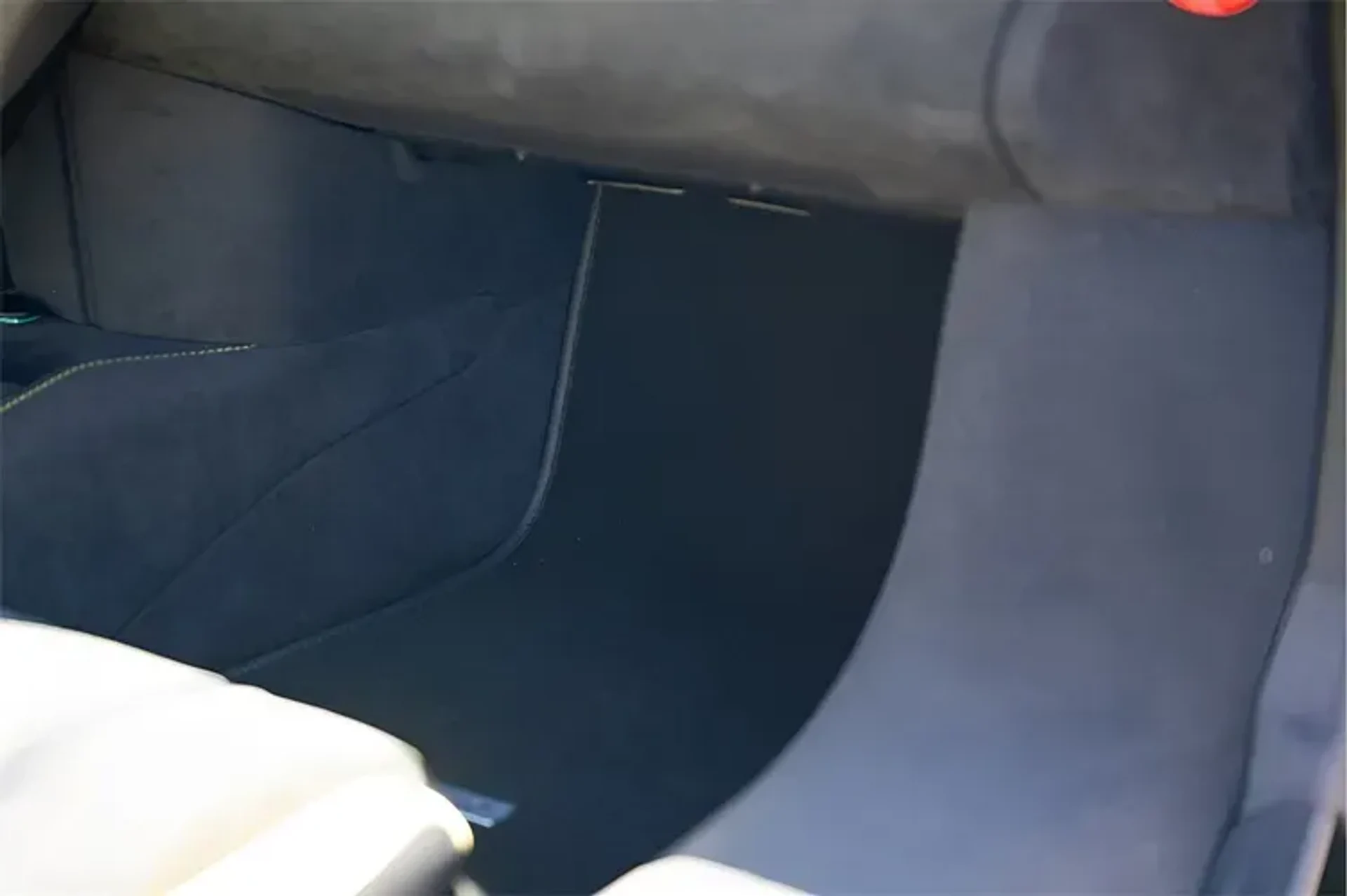 mph065_3576418347_TZ_6z2y_TH_Bgk_YAXIB_med_0a3d9338f3