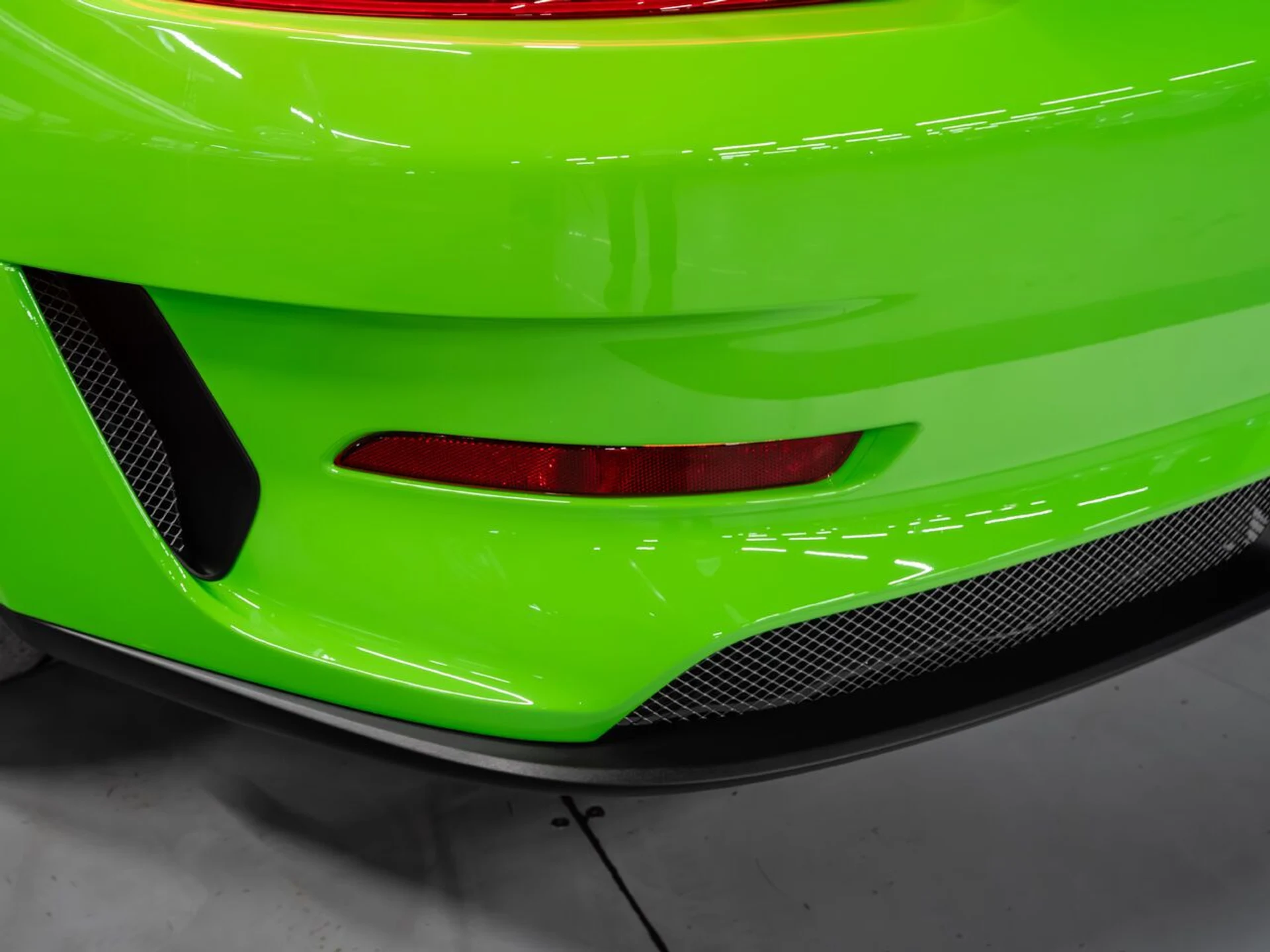 mph065_362829410_porsche_911_2019_25e12e5874