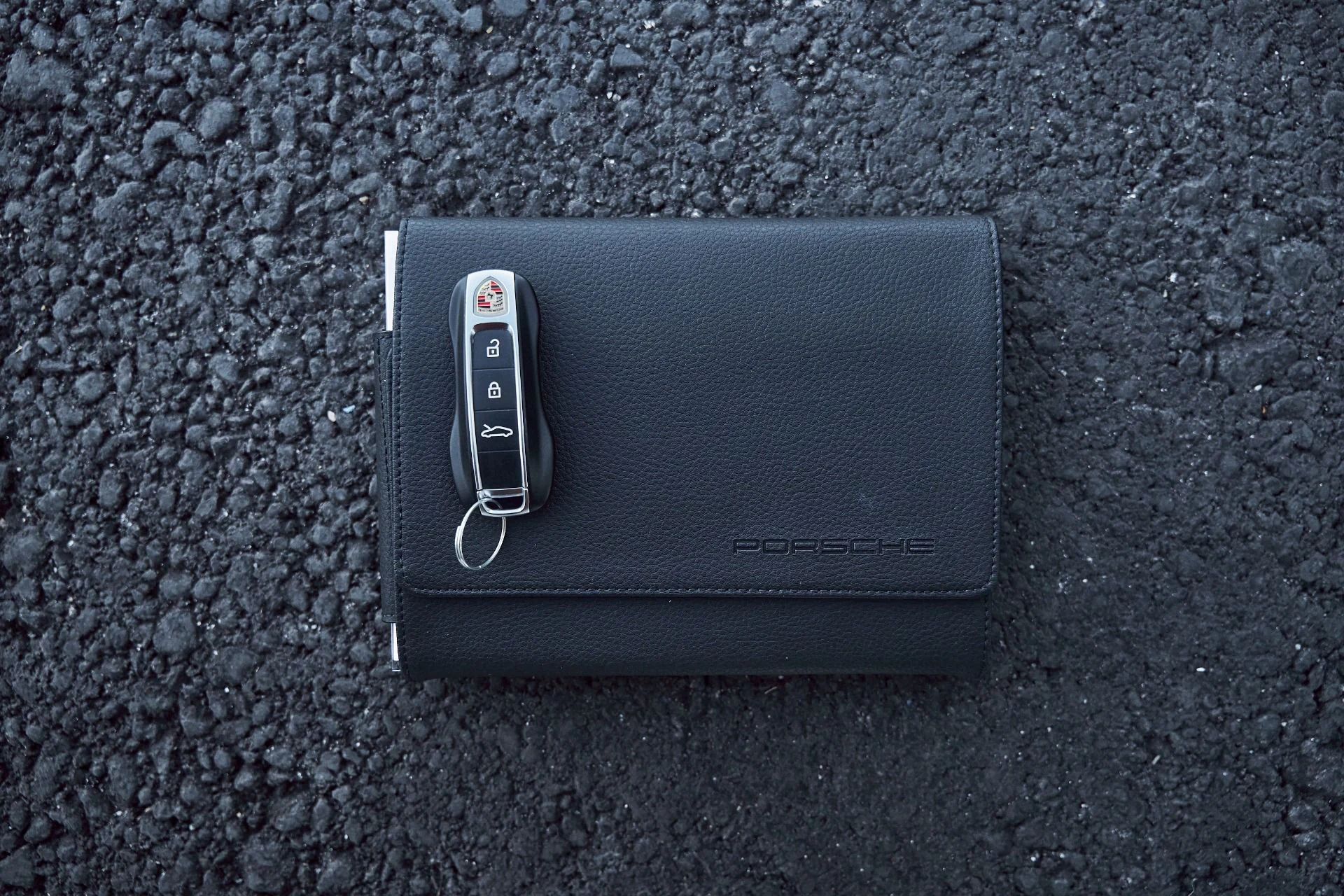 mph065_3636615529_Used_2021_Porsche_911_Turbo_S_1769305731_389bab4b32