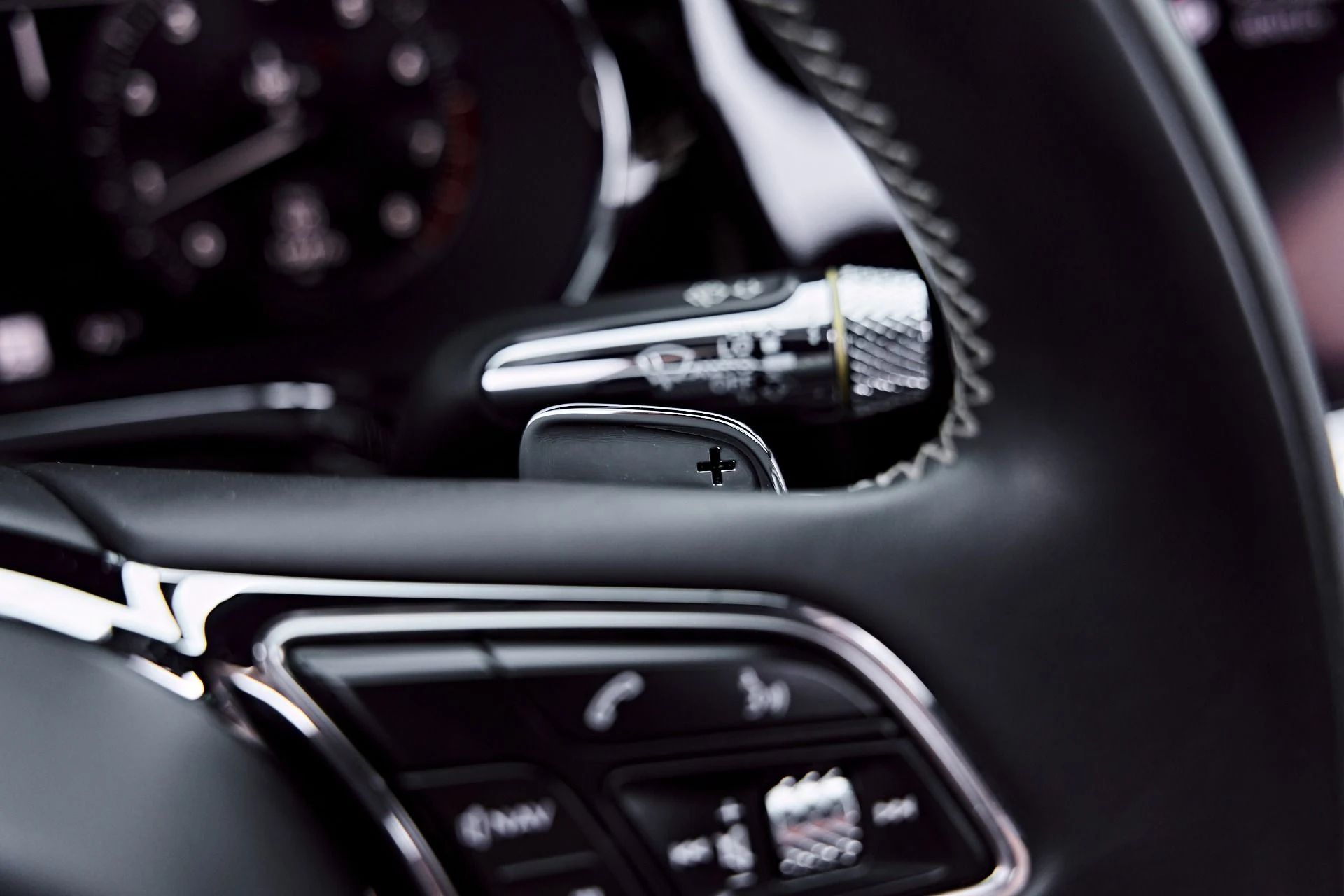 mph065_373636348_Used_2023_Bentley_Flying_Spur_S_1784247330_4e81914bd6