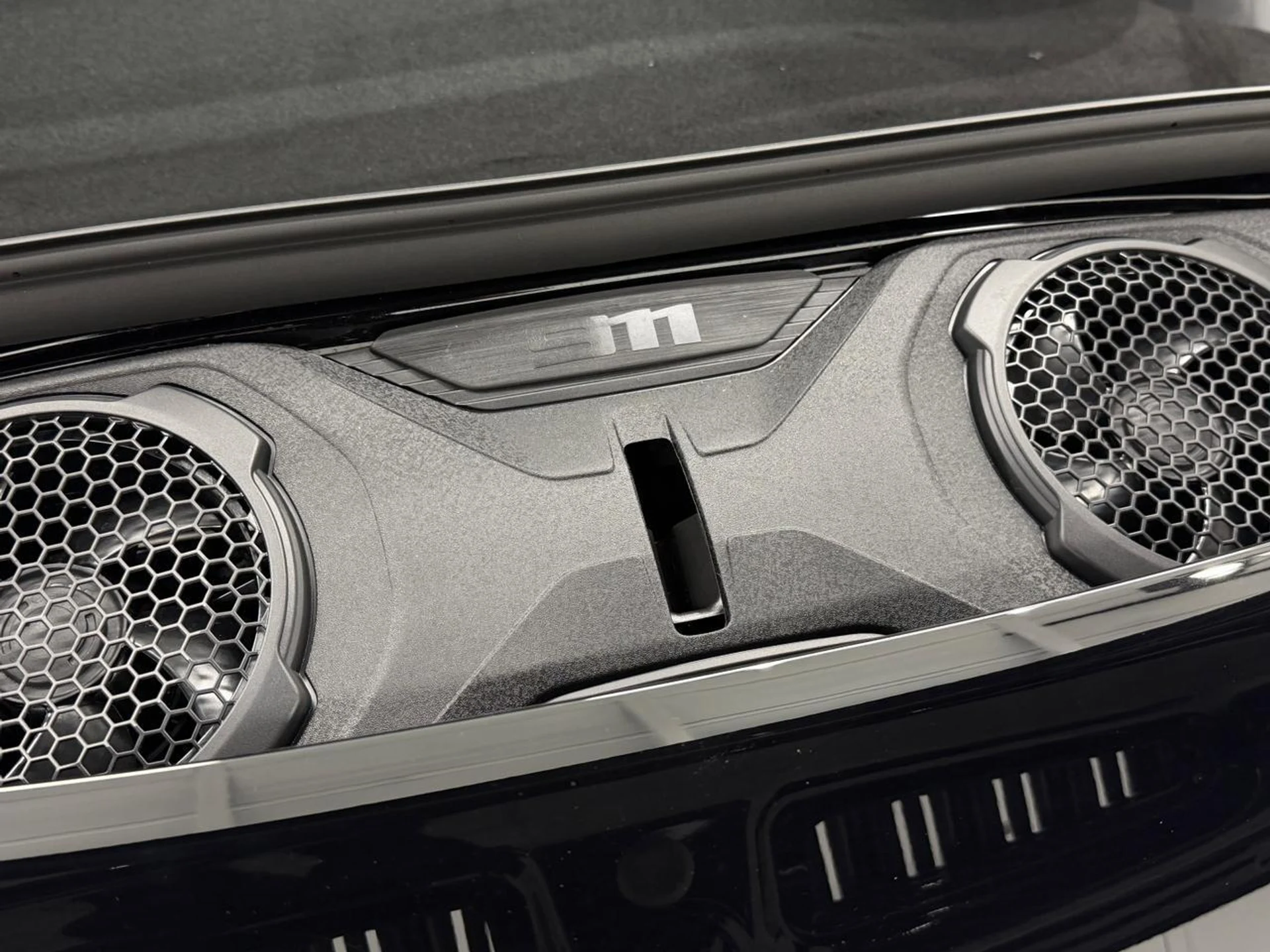 mph065_3743235280_fd6817e51b8052e127e191fbdfc2564b_2b495eb9b3