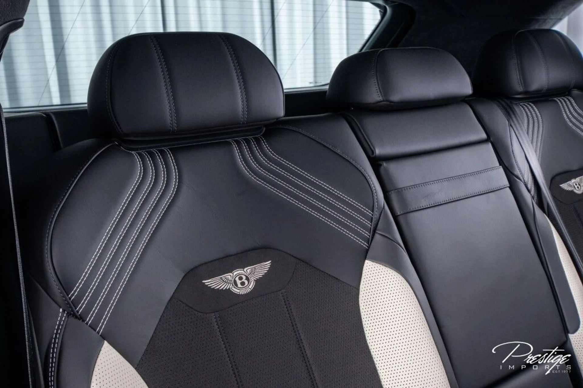 mph065_3755557118_4fd2c13b3e210f6362b25a7fdc80eb65_64704289d5