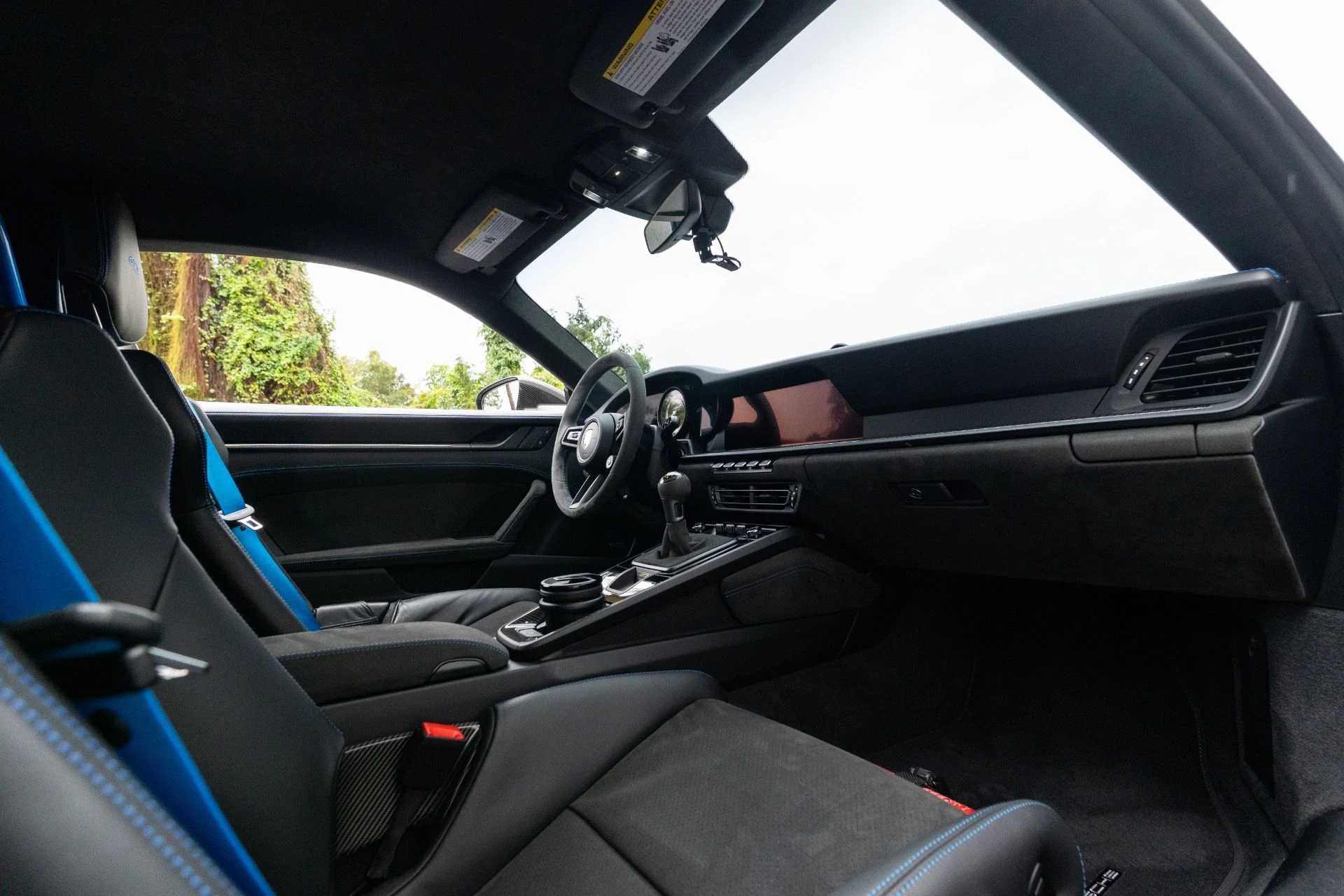 mph065_3771447217_Used_2024_Porsche_911_GT_3_1768339122_1f6ee8bff7