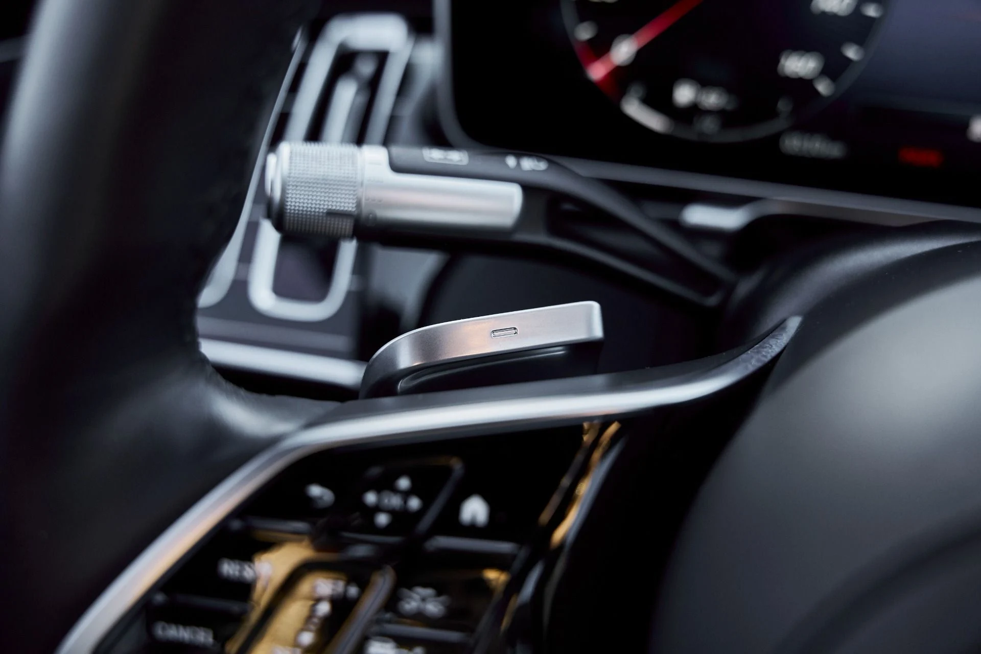 mph065_3780555644_Used_2023_Mercedes_Benz_S_Class_Maybach_S_680_1769804074_9e37343636