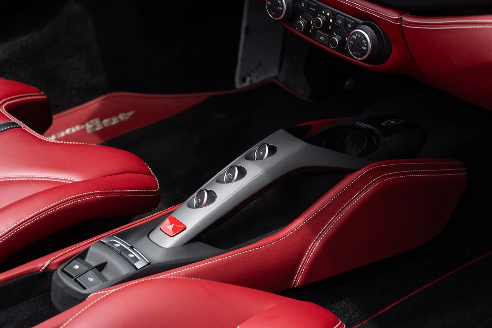 mph065_382503808_Used_2019_Ferrari_488_Spider_1775191642_006e896031