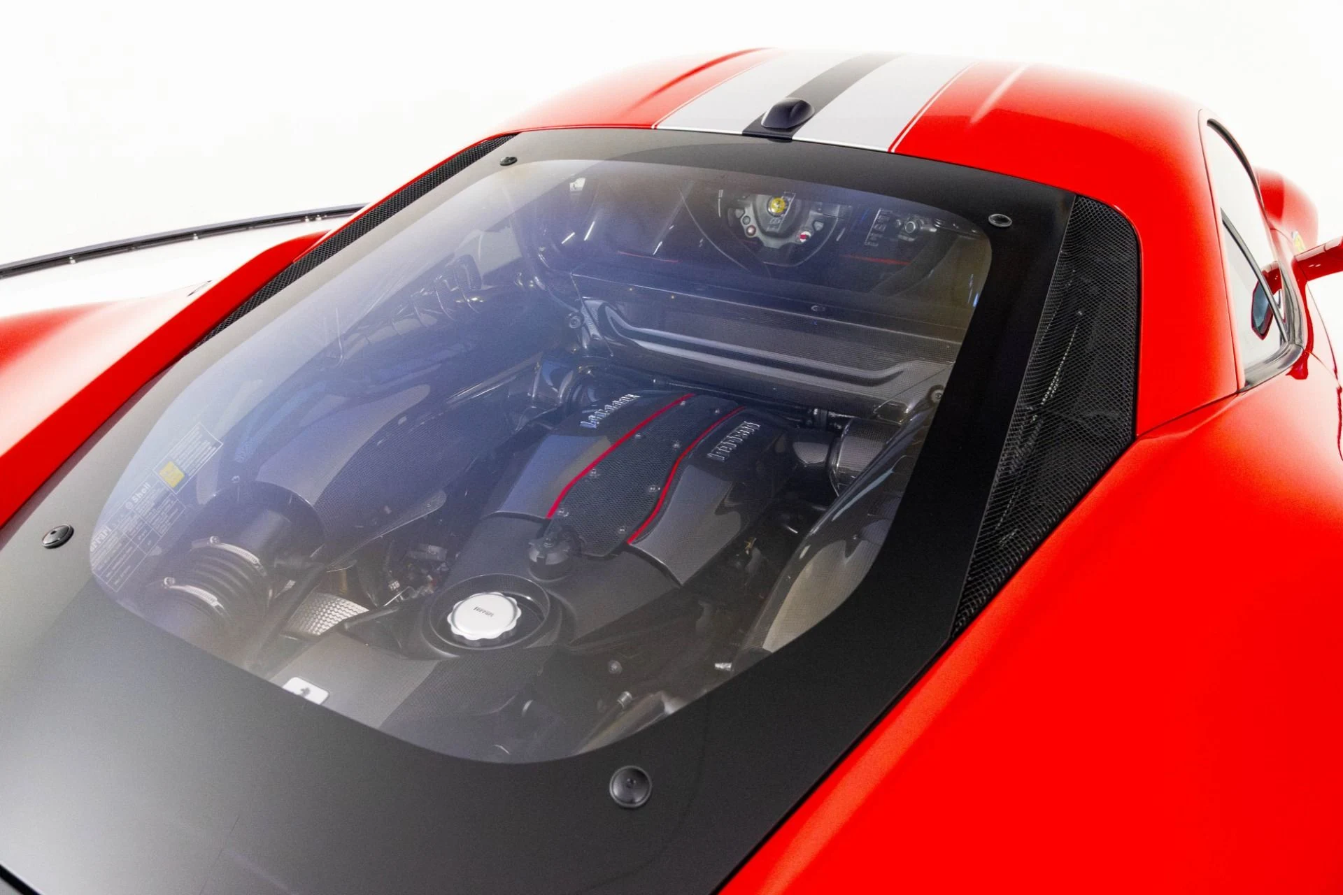 mph065_3888363842_Used_2019_Ferrari_488_Pista_1761352057_b67d6adefb