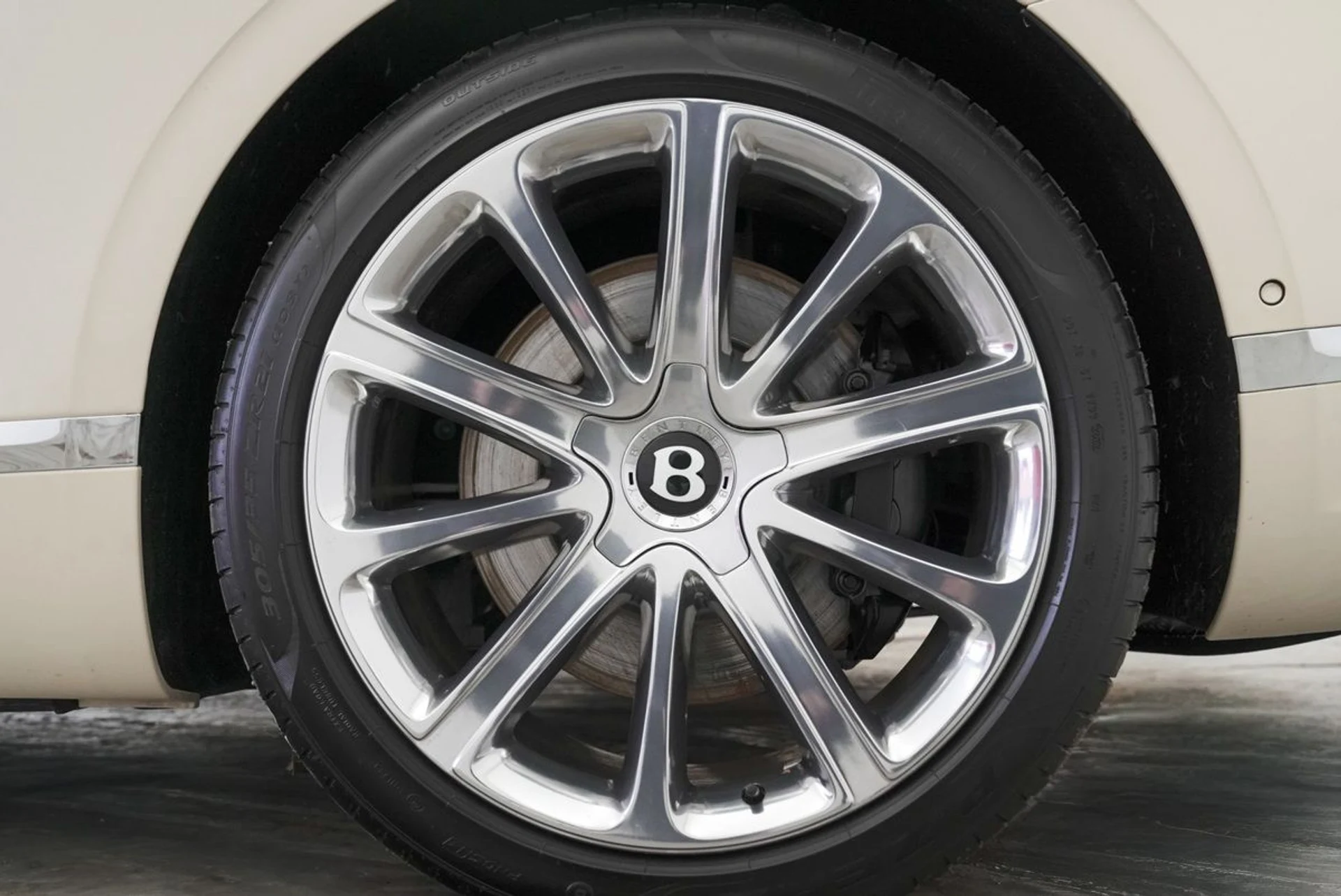 mph065_3922588845_u8e6p4fr2t81on52styv9hs25l9c_f6b57dc263