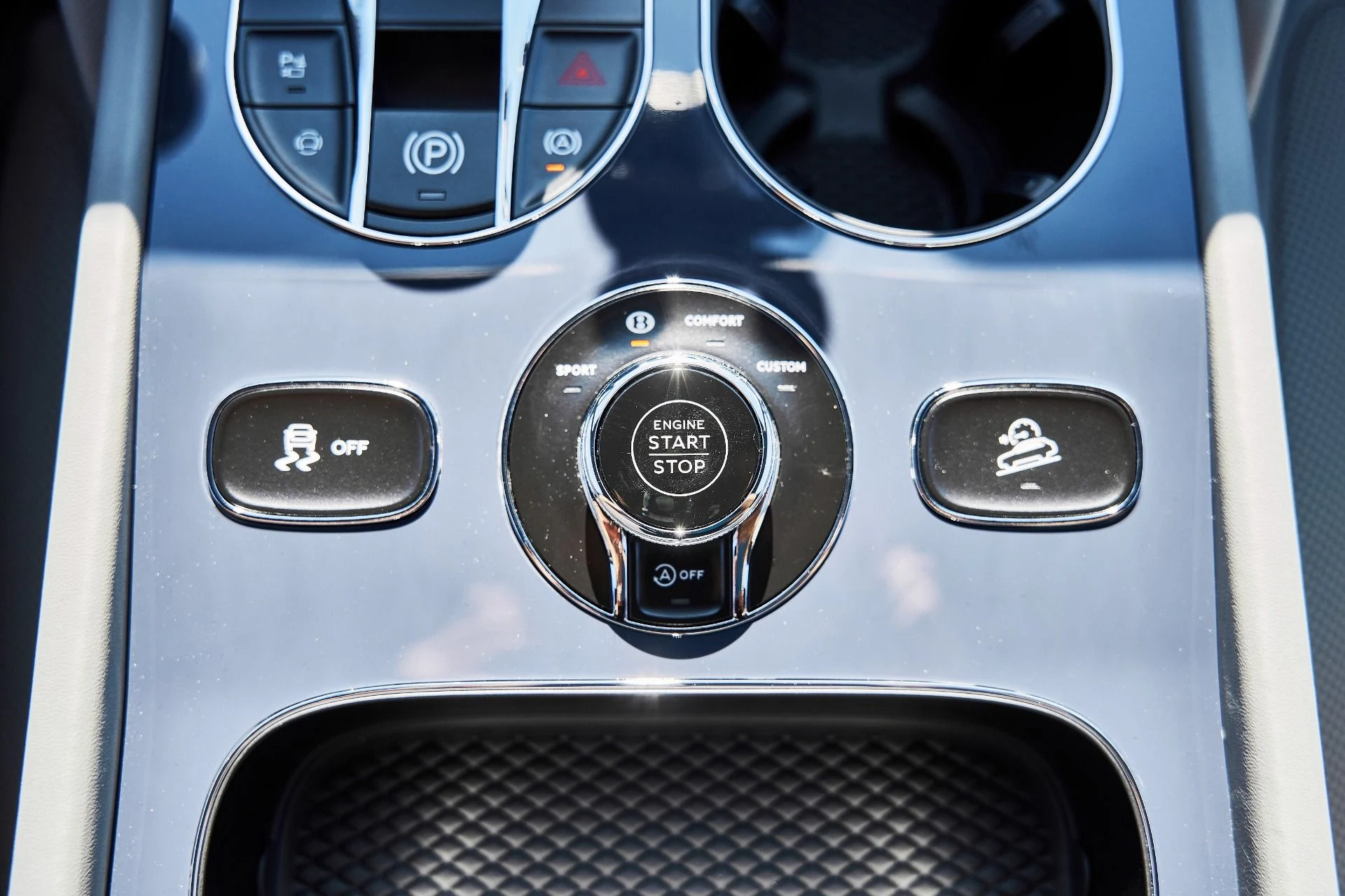 mph065_3942968741_Used_2025_Bentley_Bentayga_EWB_1780709475_29c9f20676