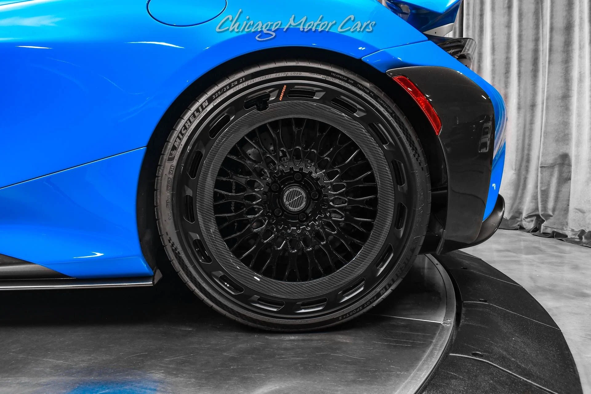 mph065_3945324412_13451_p66_l_edb721c028