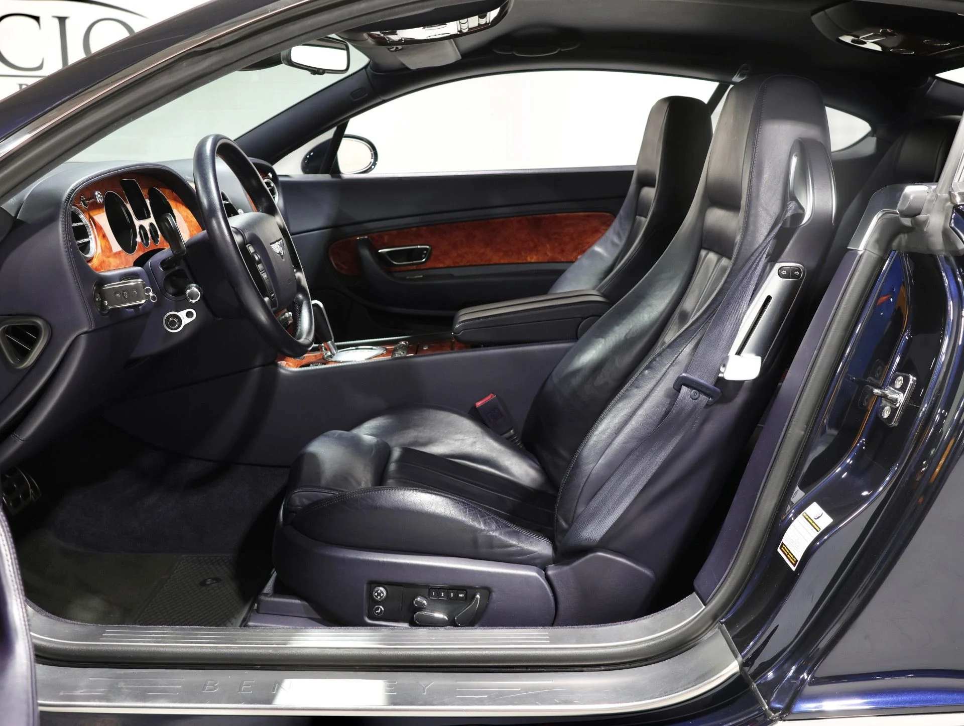 mph065_3954306853_Used_2005_Bentley_Continental_GT_Turbo_Service_History_Since_New_166_K_MSRP_Gorgeous_Spec_1782330359_786c8cb001