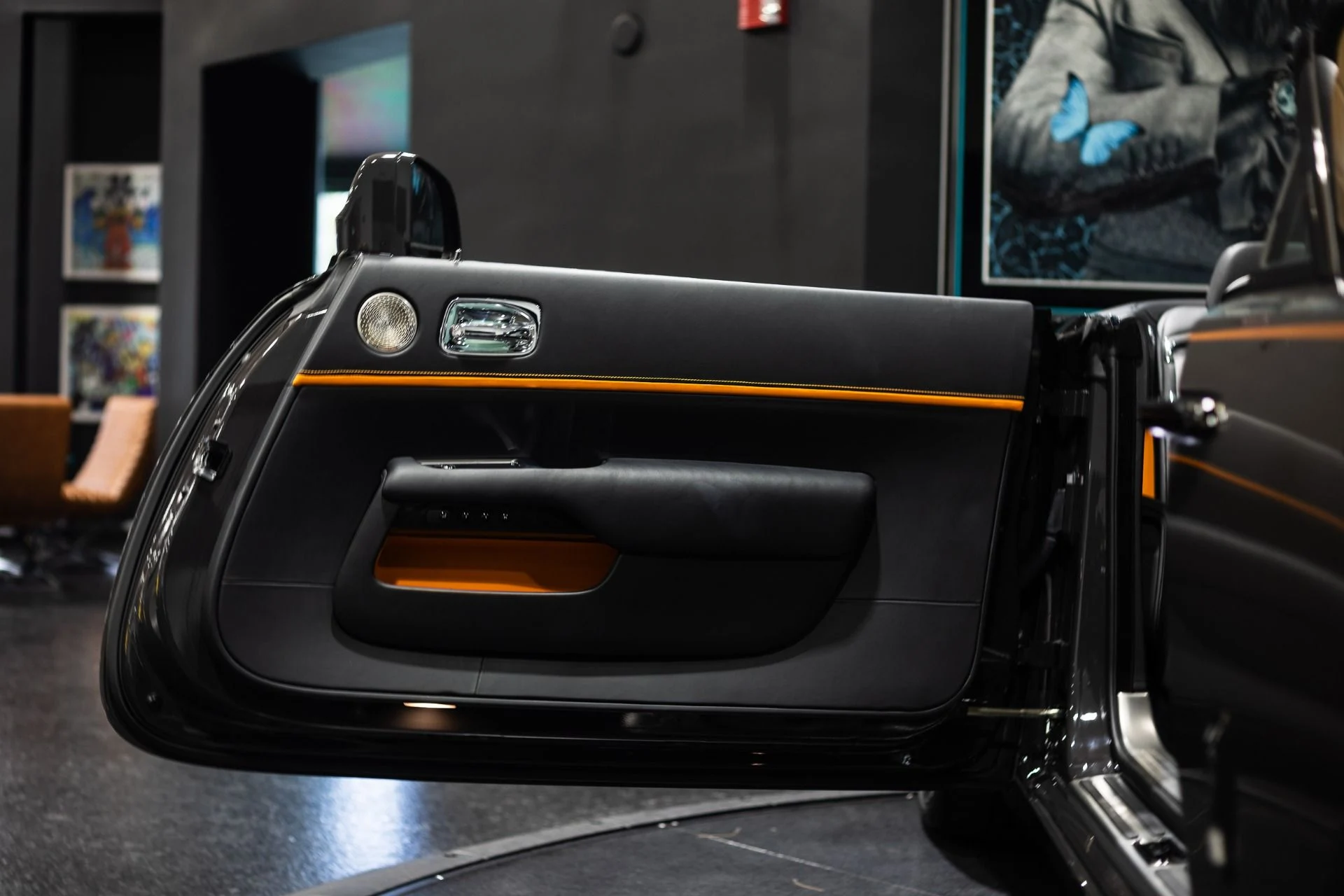 mph065_3977546495_Used_2018_Rolls_Royce_Dawn_1_of_1_Bespoke_Special_Order_Black_Badge_1773760377_793be09bbb