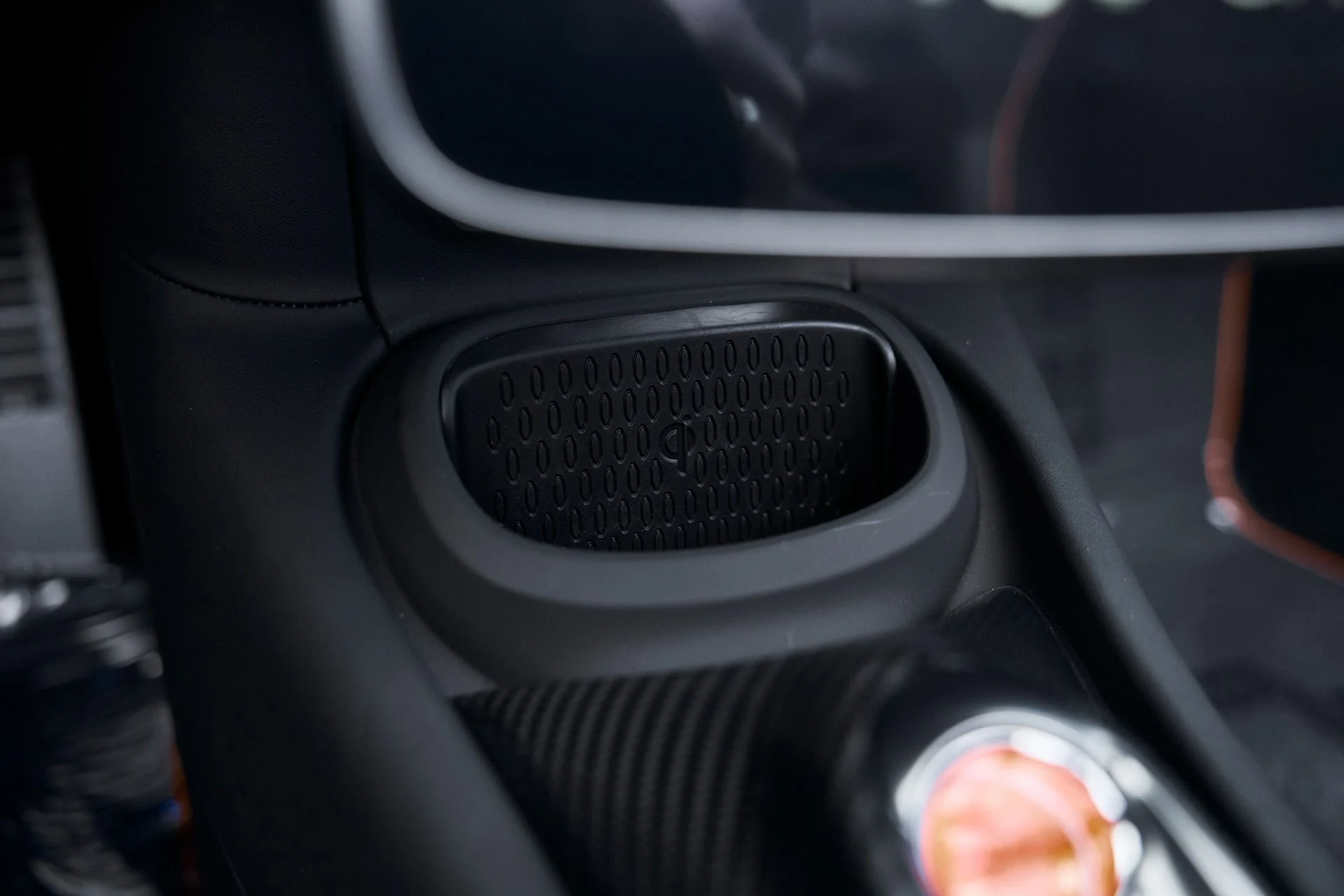 mph065_4122436645_Used_2025_Mc_Laren_Artura_1769221575_fc2f04002c