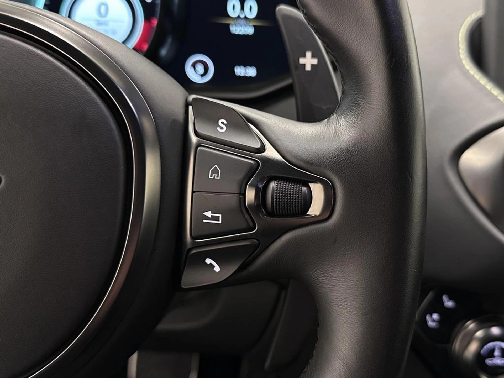 mph065_4130261401_6_JOD_Fde_Gdz_R_Jf_V9_hd7v_o_FUT_Eg_83f39c08a2