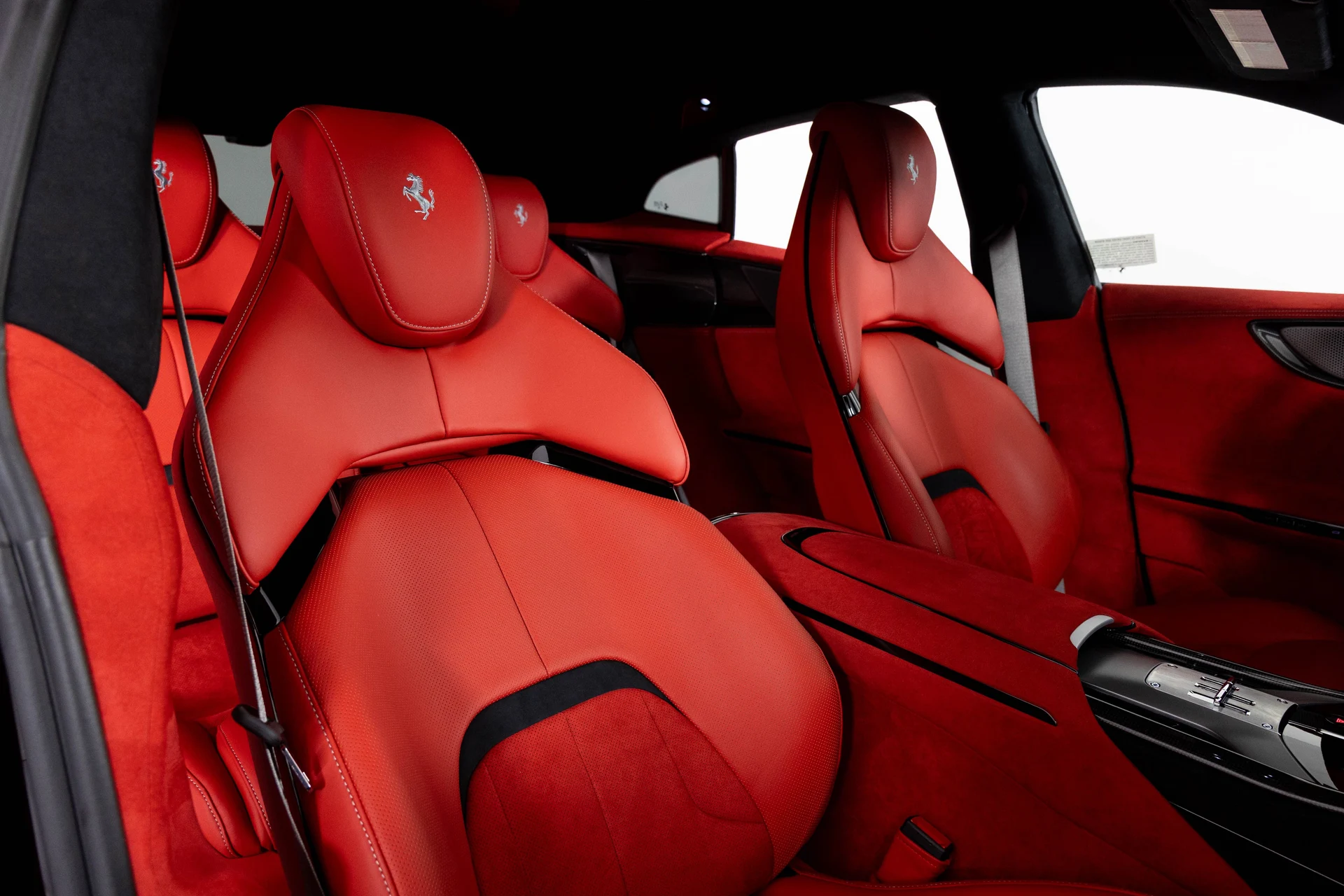 mph065_413385648_52f1aeeeaed3f79d8a54cb8ee6476cf0_f82169ae85