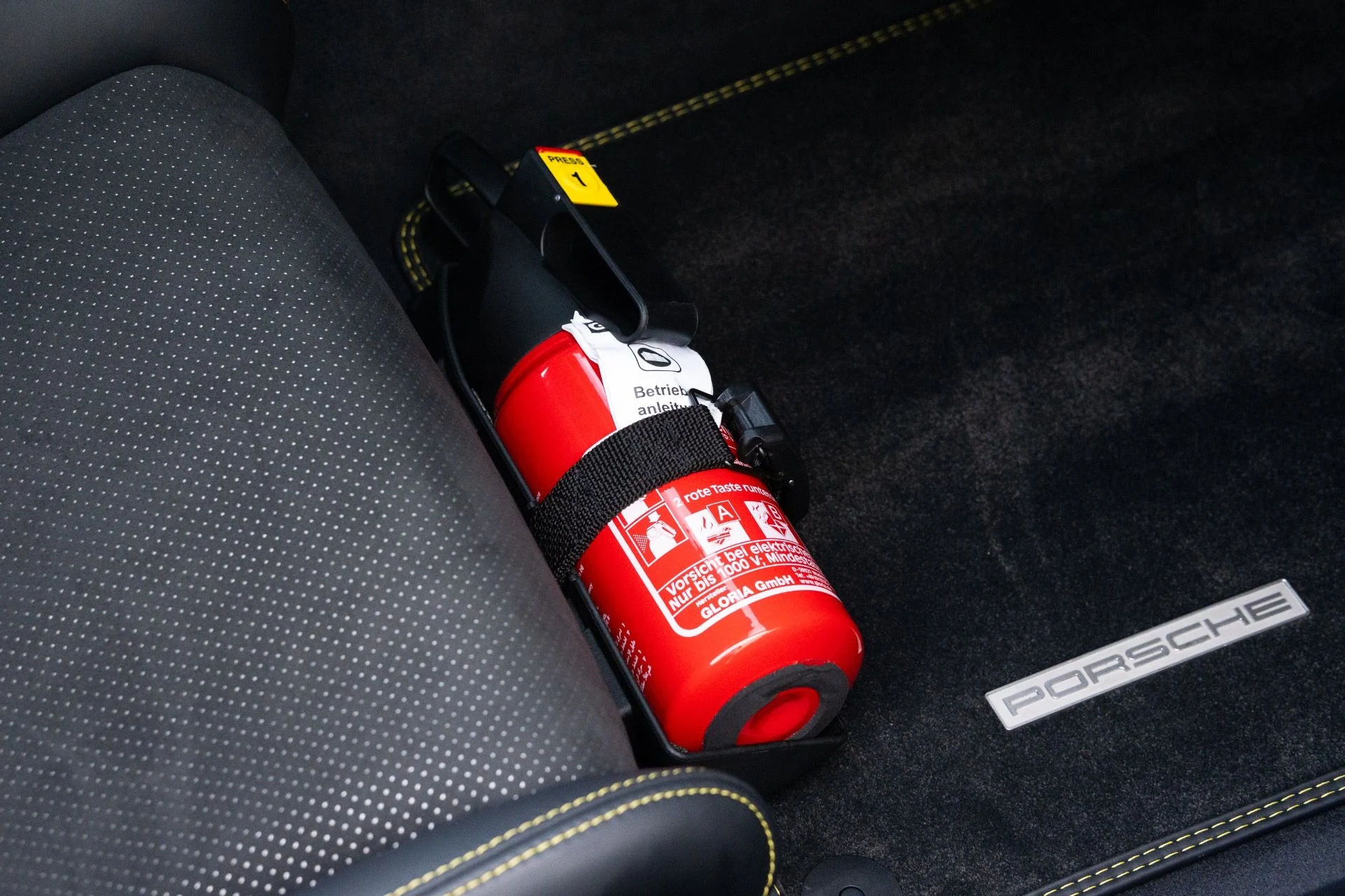 mph065_4175113567_Used_2023_Porsche_911_GT_3_1777402484_7b9de5fbd7