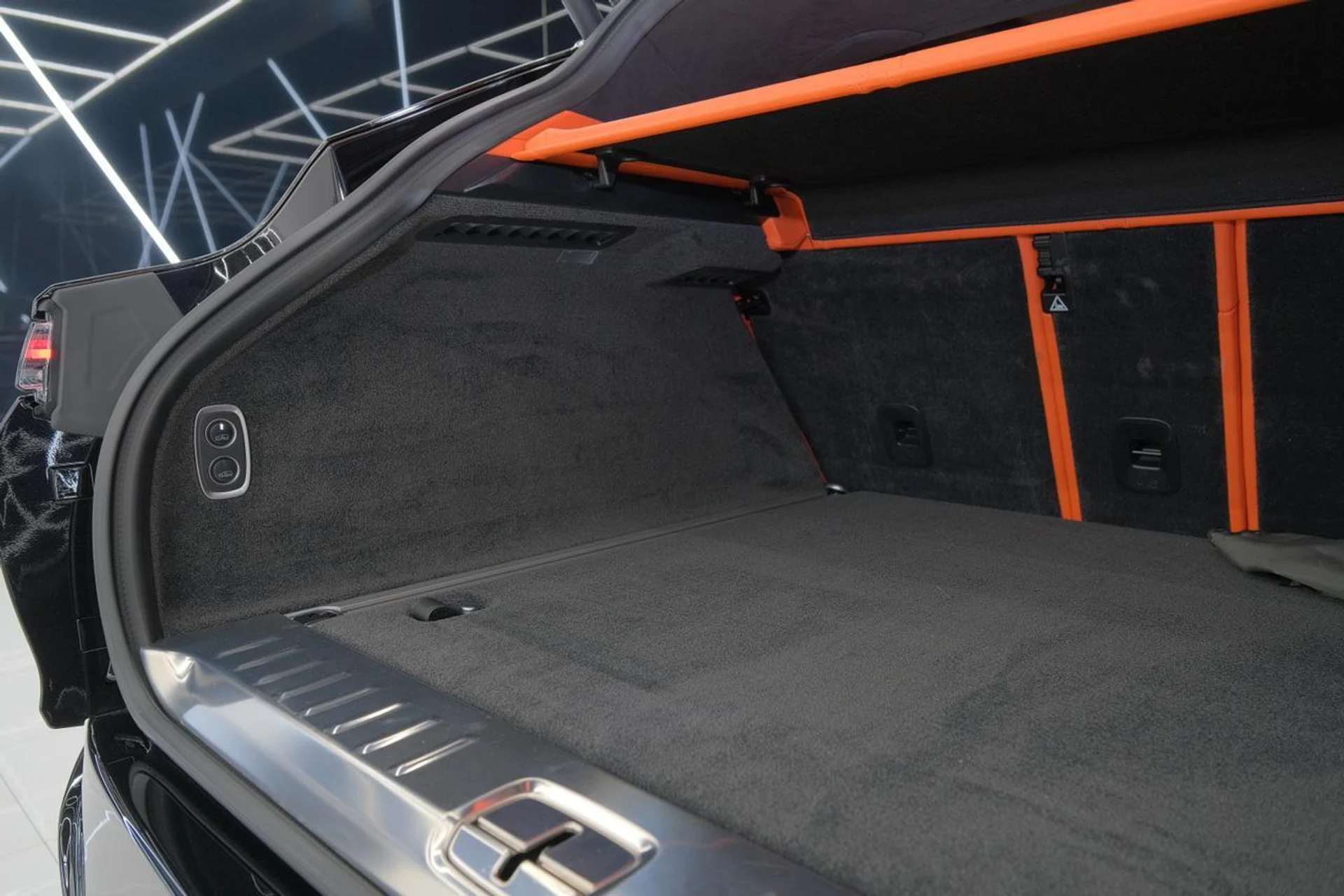 mph065_422609461_8bef29d551b84b0de0d67ae784db8e88_21240555b8