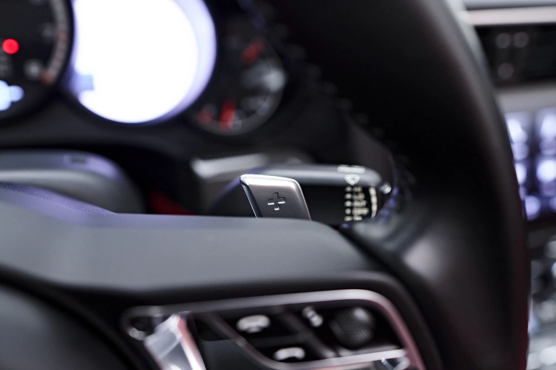 mph065_4255477546_Used_2019_Porsche_911_Turbo_S_1755714959_e2a7efc2d0