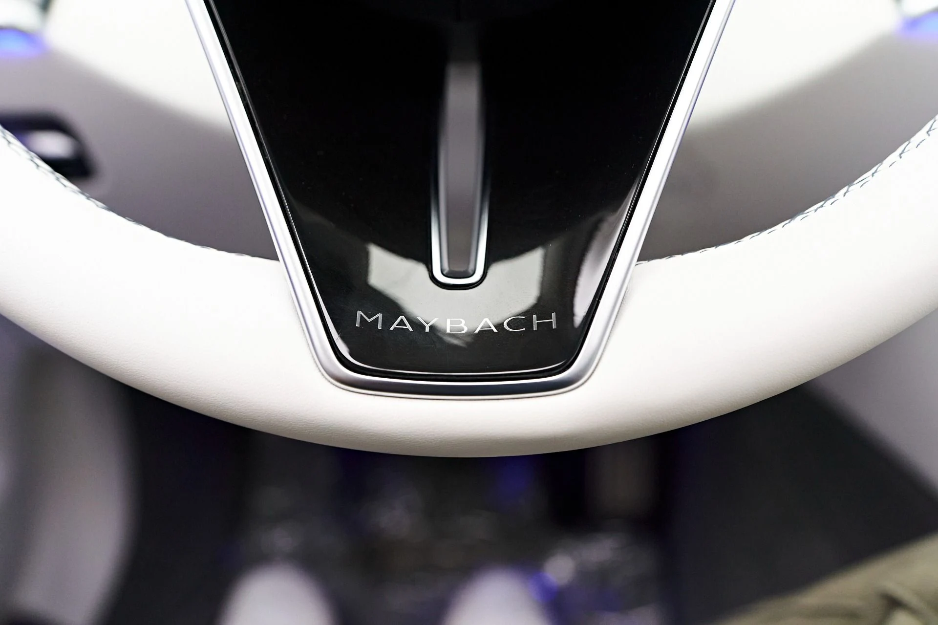 mph065_4271526933_Used_2024_Mercedes_Benz_S_Class_Maybach_S_680_1729209539_be1266375f