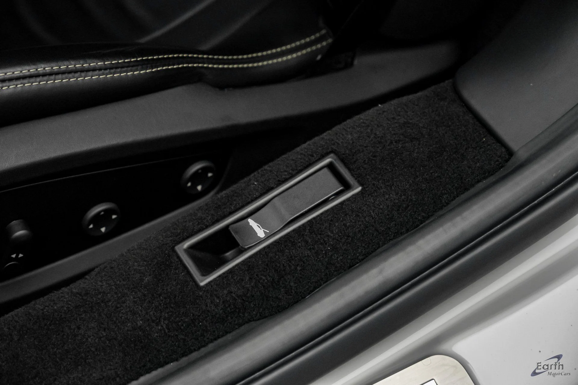 mph065_4291739286_10567020a988c9490aabd3c977b3d1e9x_7b25b50deb