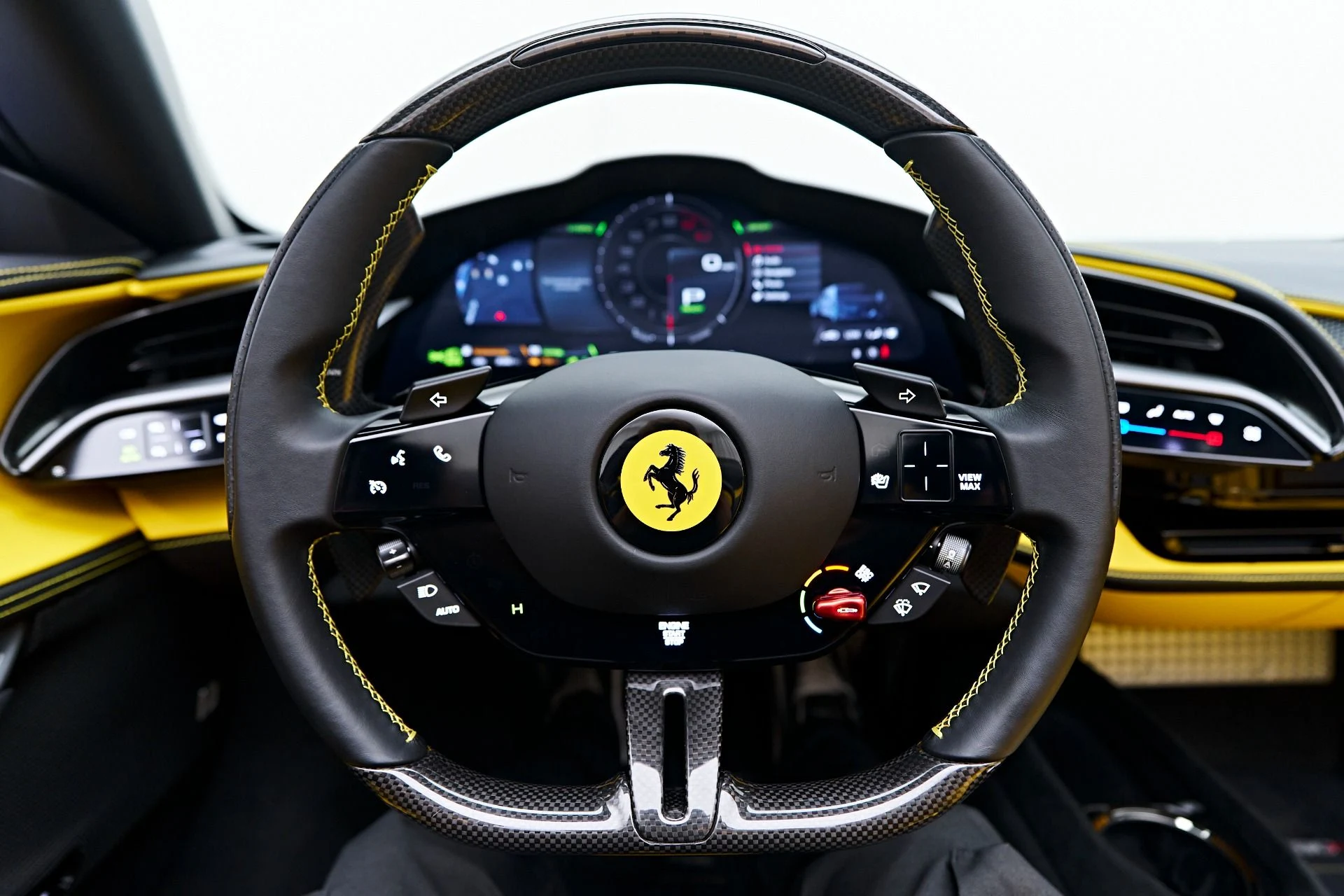 mph065_45550225_Used_2024_Ferrari_SF_90_Spider_Base_1752630680_102c982058