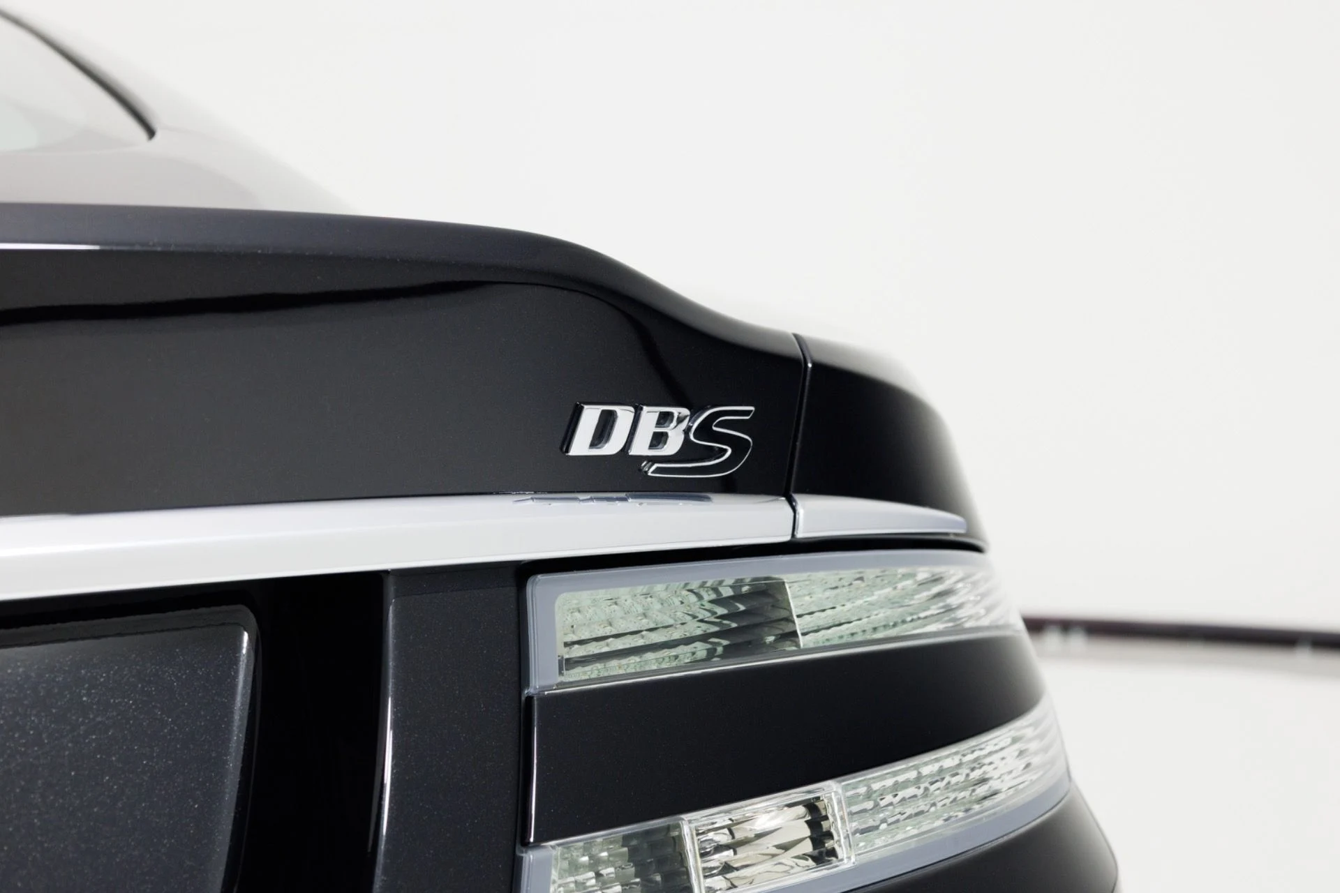 mph065_468313548_Used_2009_Aston_Martin_DBS_V12_Manual_1785525210_95ae2ed0c1