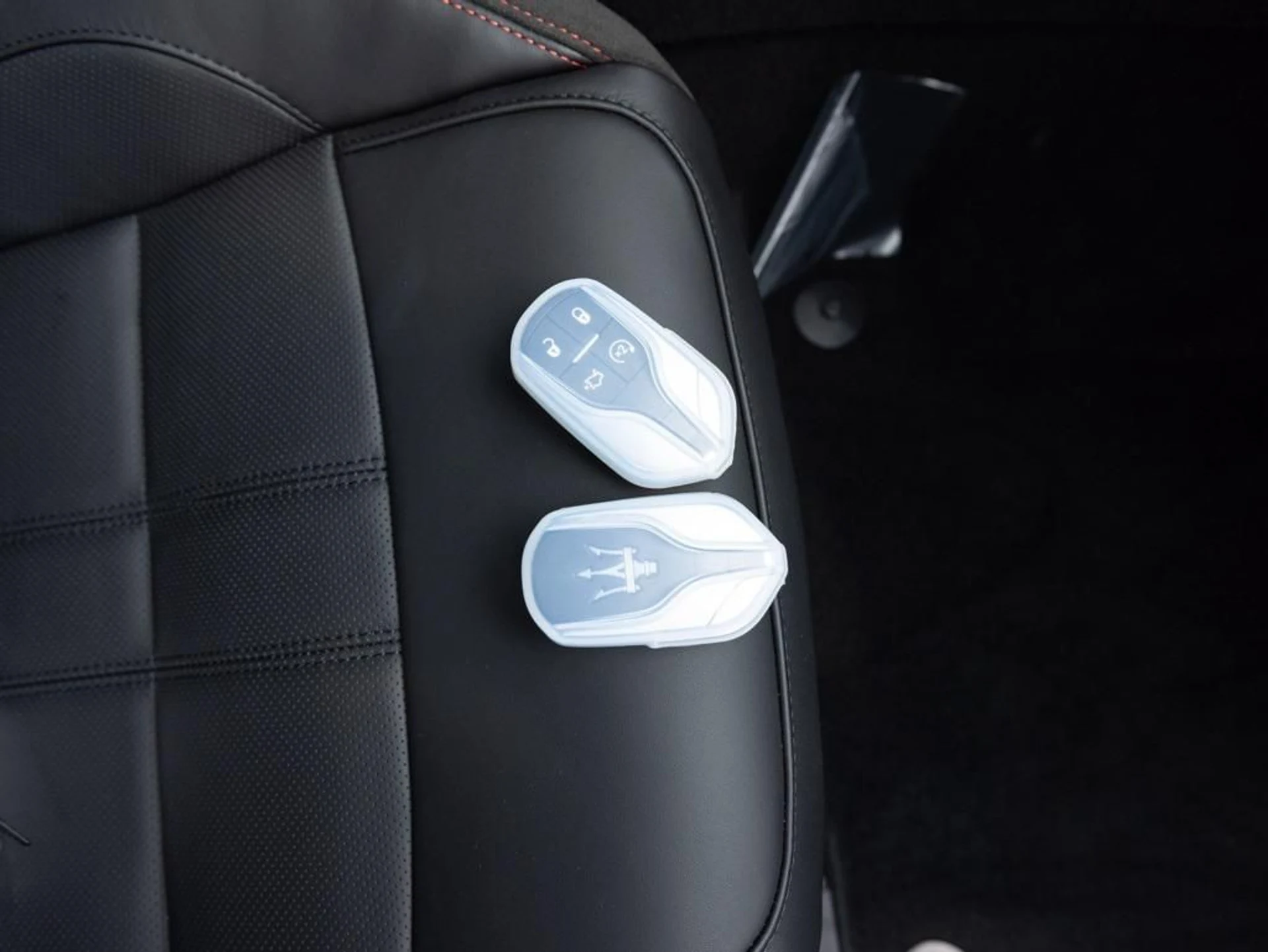 mph065_514303562_478444804_692f066f0d1b9ac3fcfb9c9b_14cebb678d