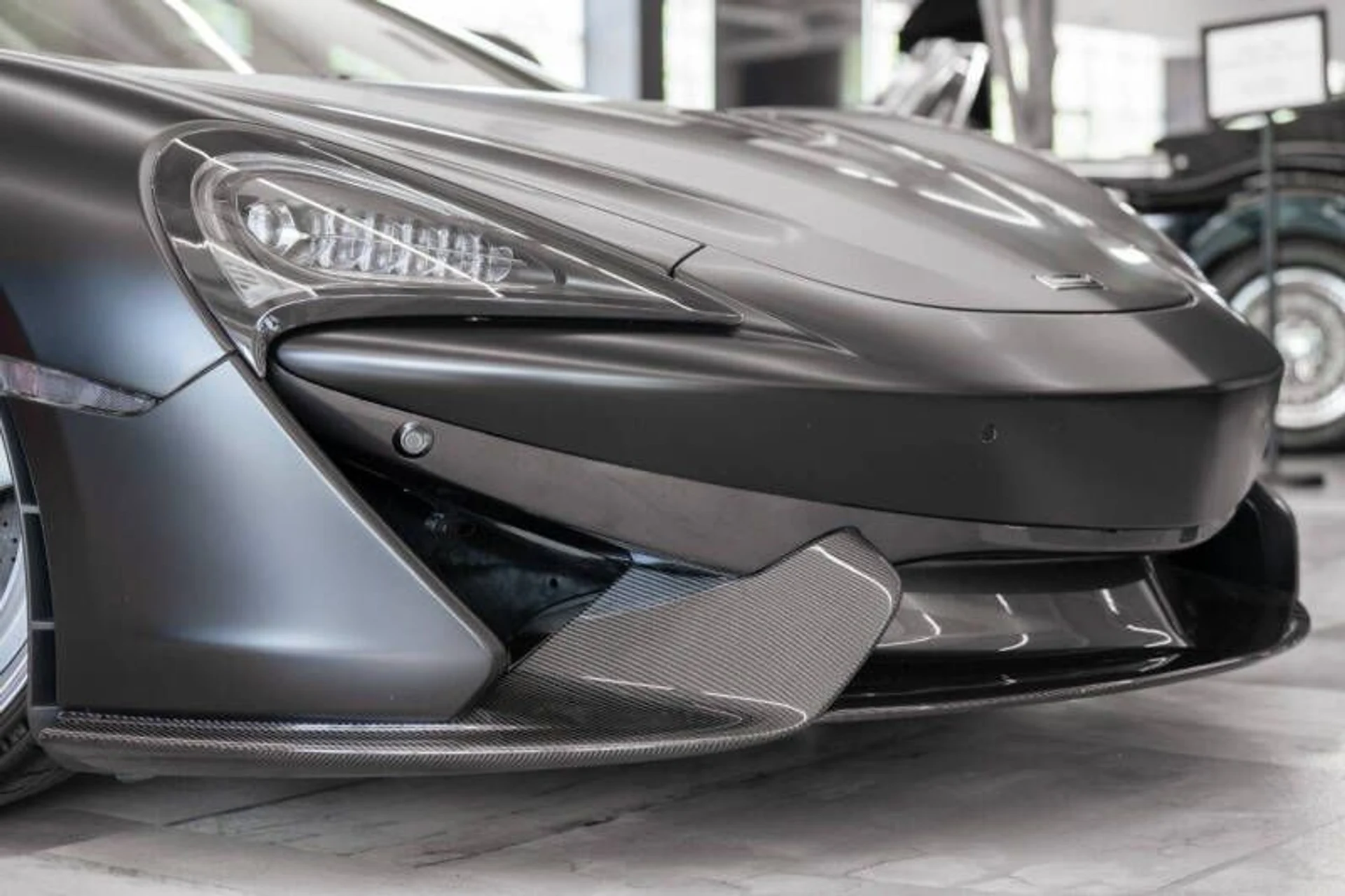mph065_547843901_2017_mclaren_570gt_base_2dr_coupe_addb1b3eba