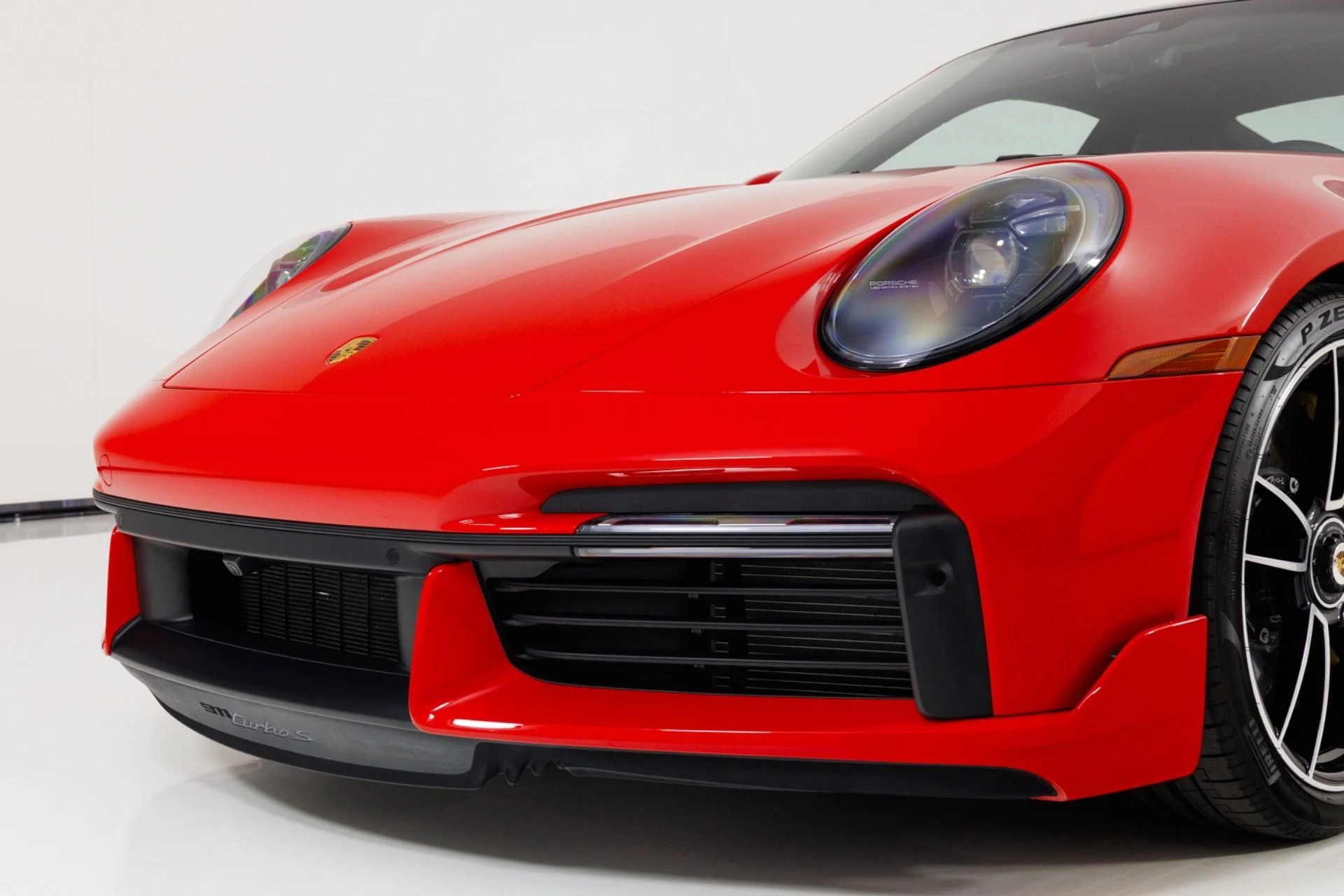 mph065_555940134_Used_2021_Porsche_911_Turbo_S_1776203932_c7f92964c4