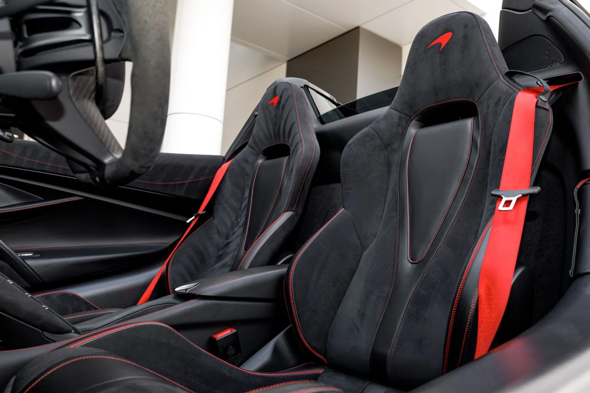 mph065_56239979_Used_2020_Mc_Laren_720_S_Spider_Performance_d1bccca8a5