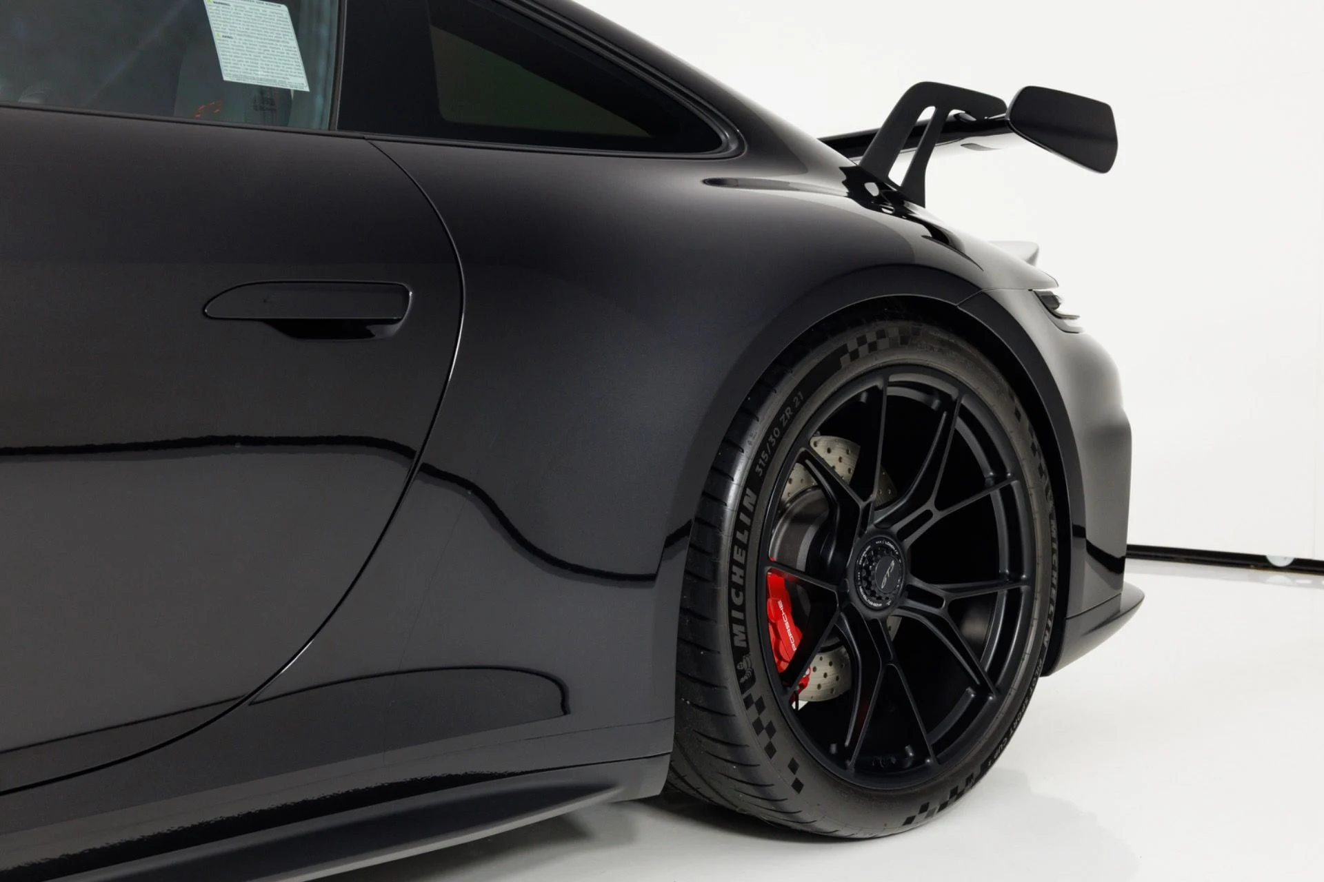mph065_584678031_Used_2025_Porsche_911_GT_3_1777072064_51ddcf9af1