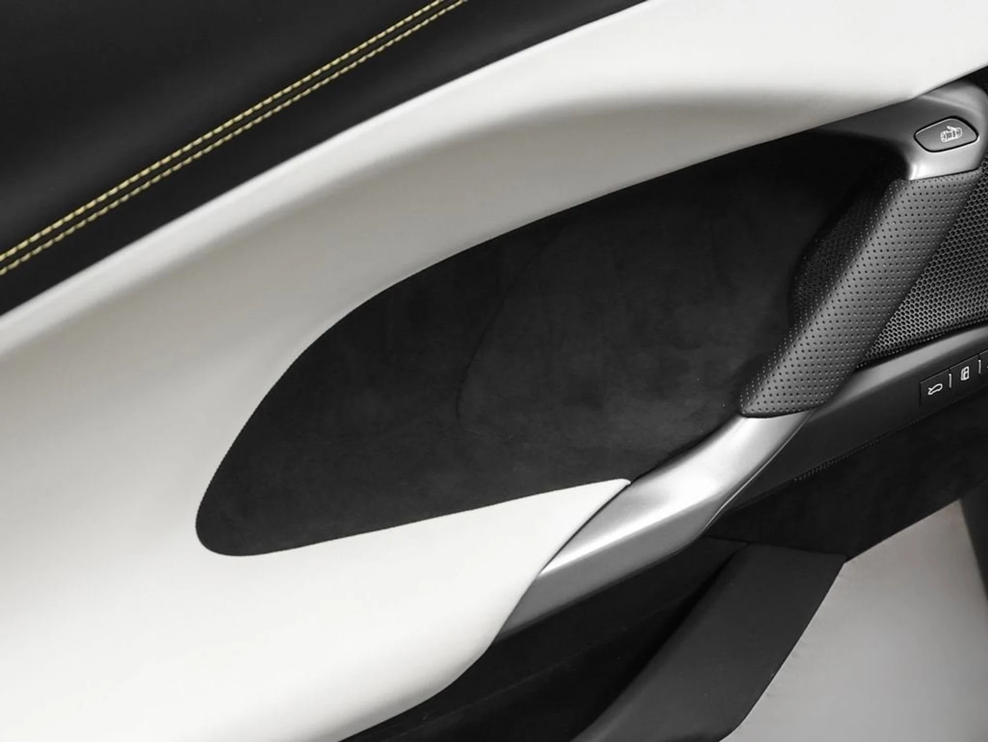 mph065_58868947_66_abb1463852