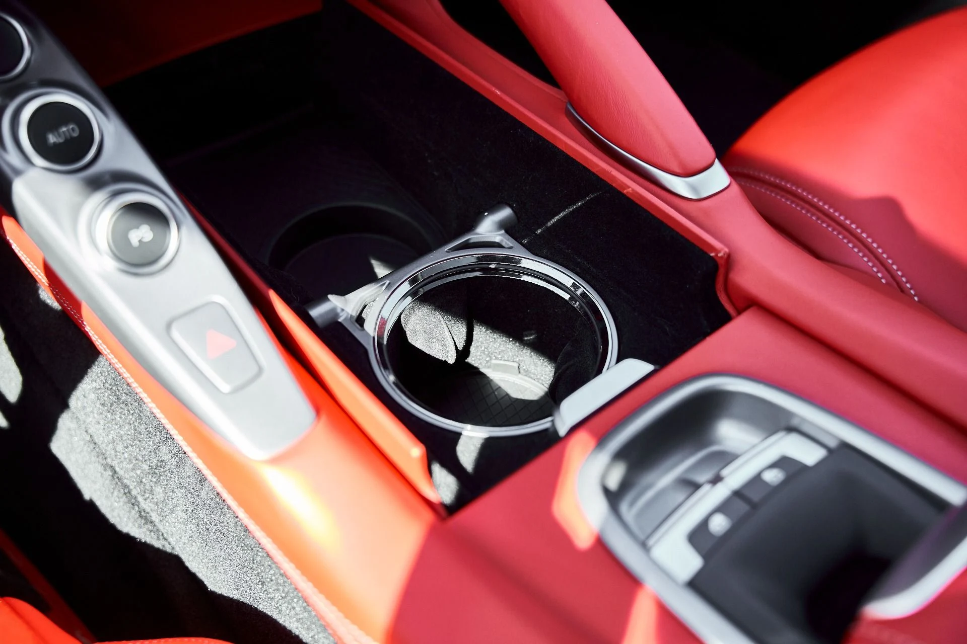 mph065_607407607_Used_2020_Ferrari_GTC_4_Lusso_V12_1773162342_37196a9adf