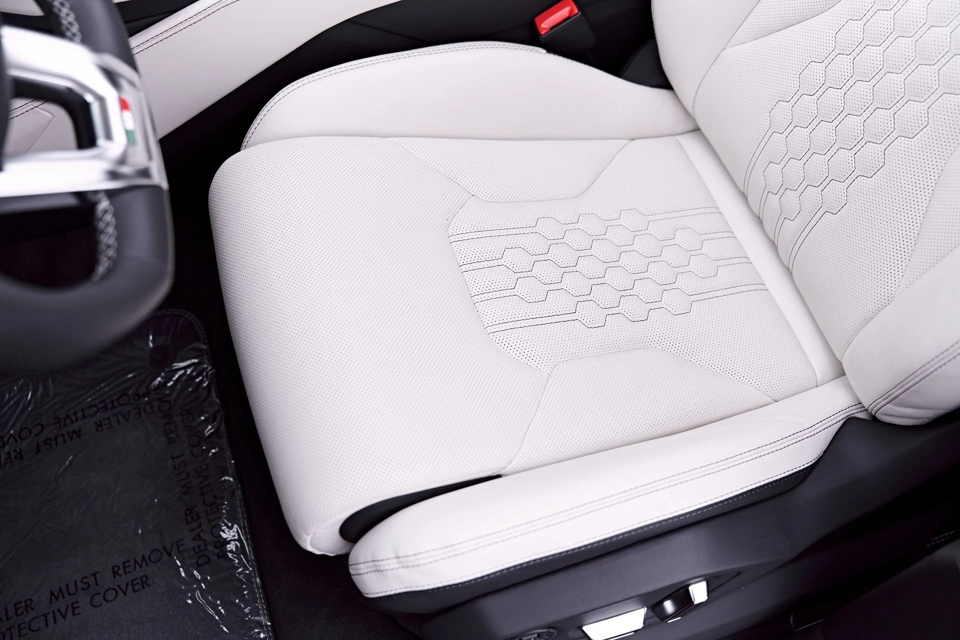 mph065_60793198_Used_2023_Lamborghini_Urus_S_1781910666_024f49167c