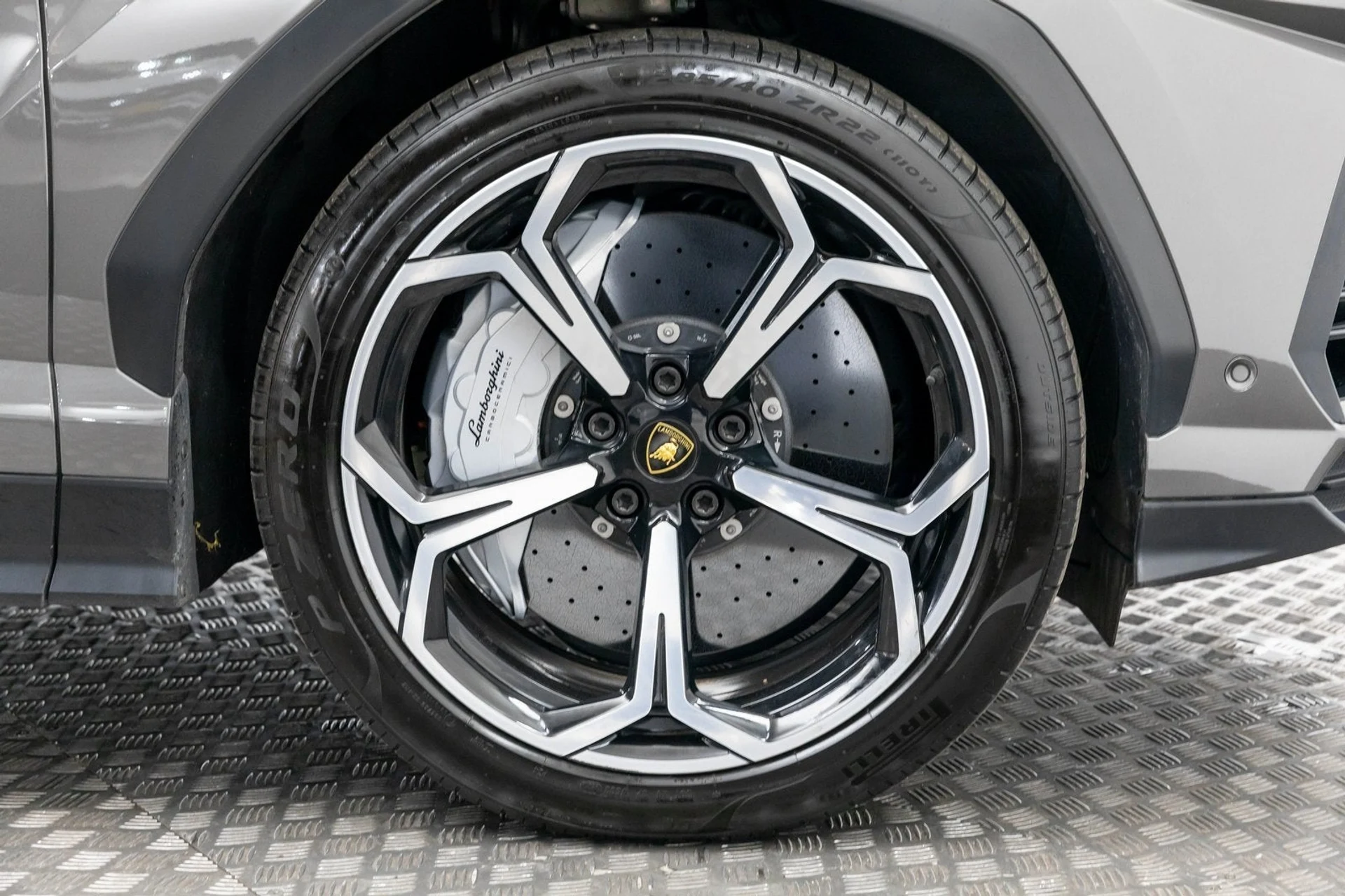 mph065_623579984_66_3f205f851b