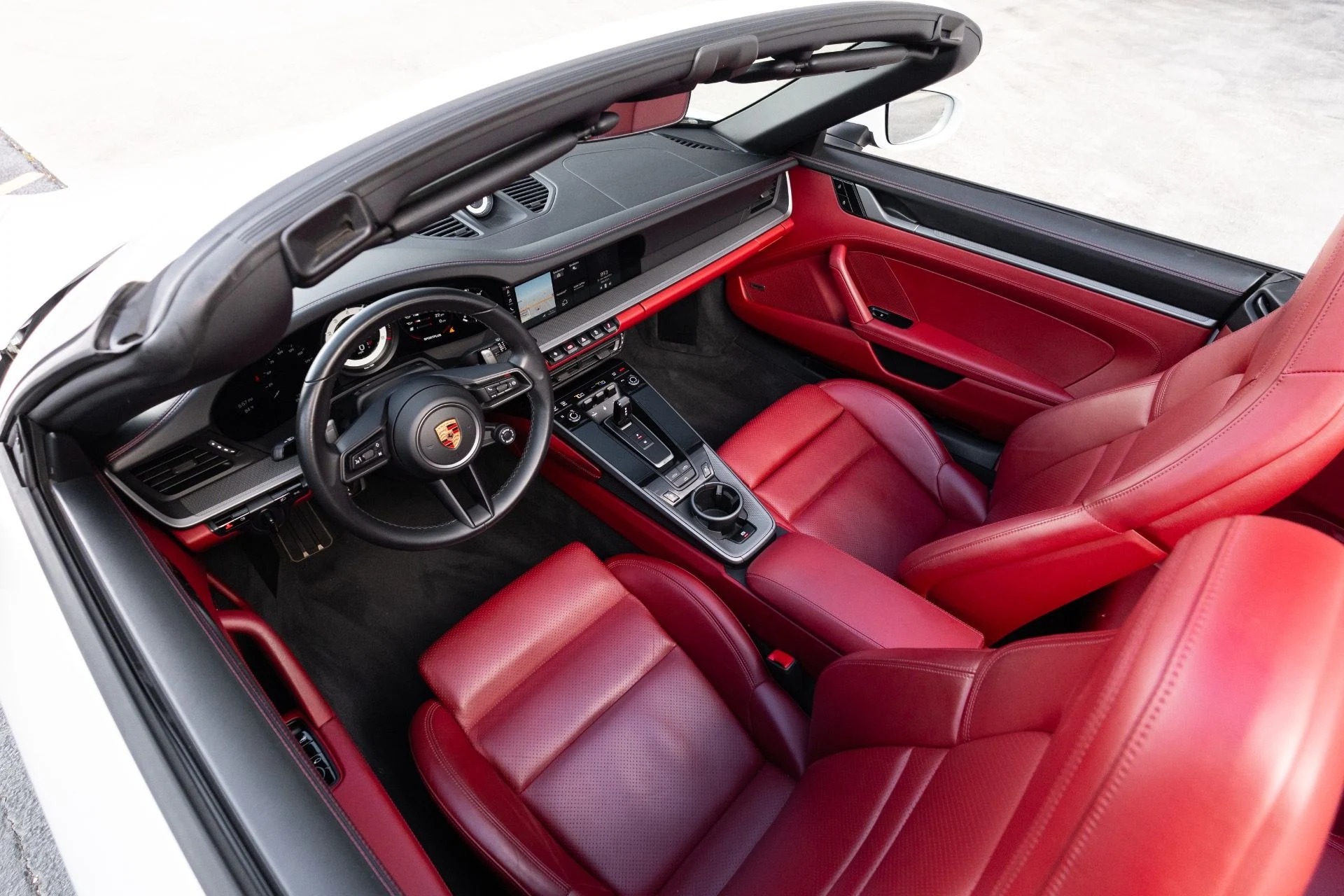 mph065_641835988_Used_2020_Porsche_911_Carrera_S_1779851373_3de47582a7