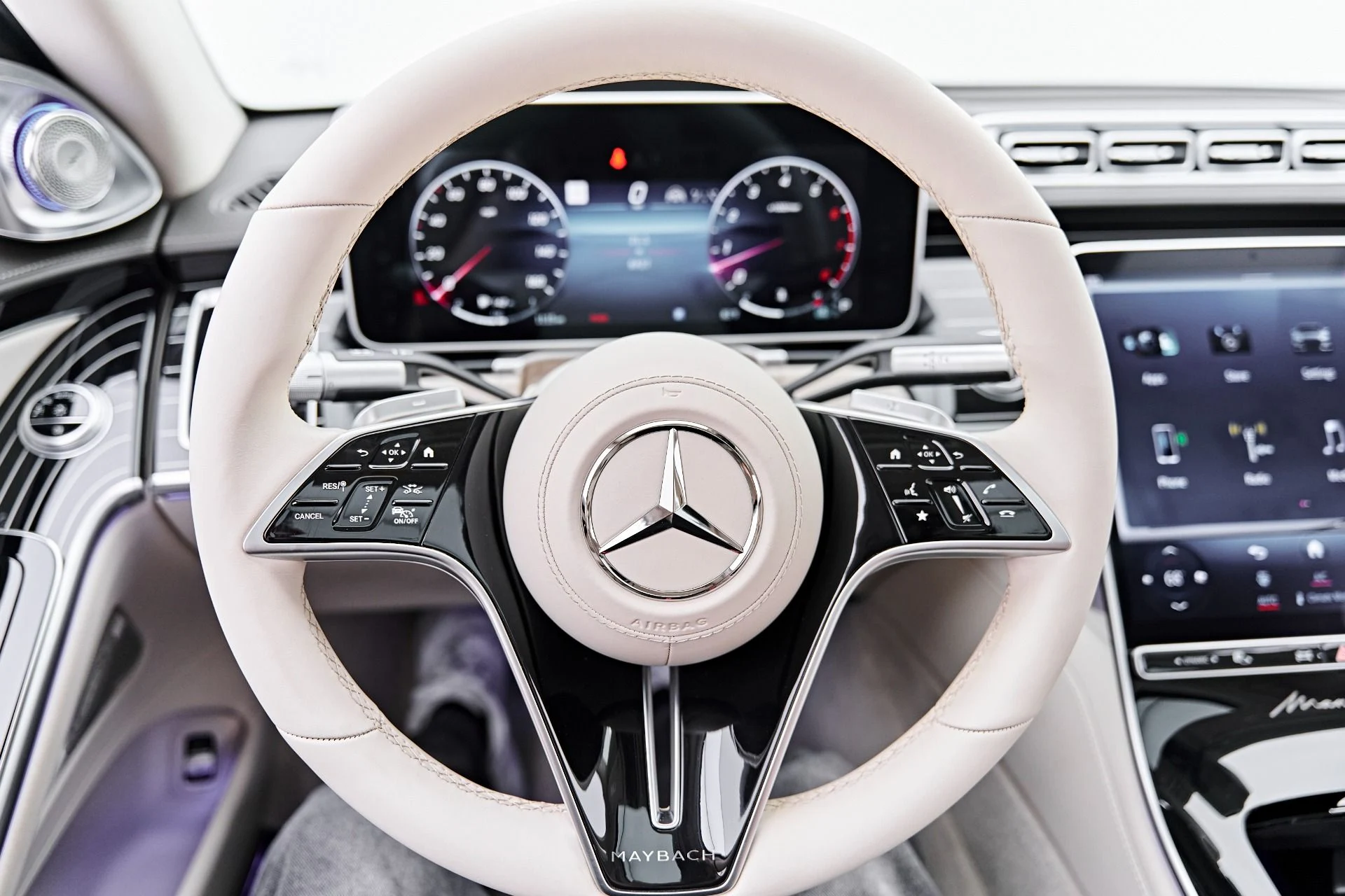 mph065_648112658_Used_2023_Mercedes_Benz_S_Class_Maybach_S_680_1790207251_547808945a