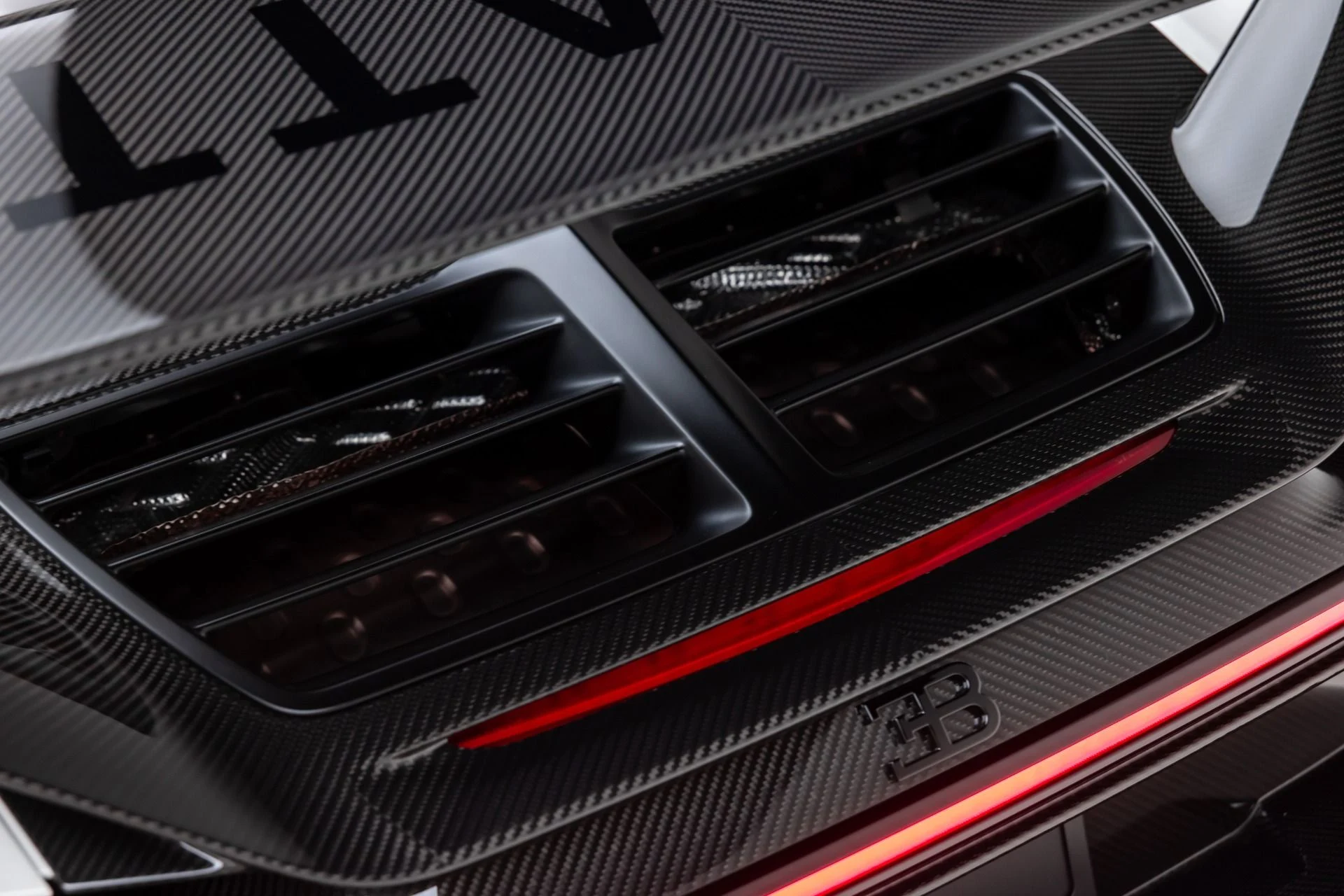 mph065_663026660_11790_p66_l_7906f505f0