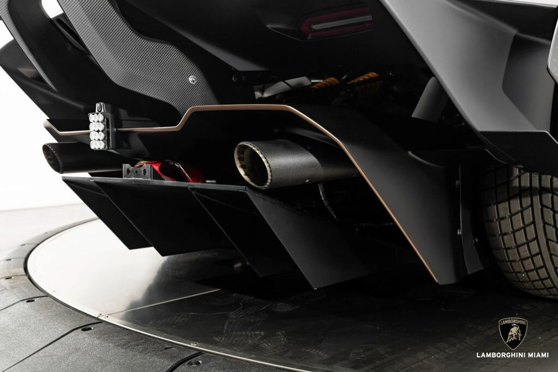 mph065_745373573_b1ae2e85eac3c9197b06815049fd25d7_bf8cab40b7